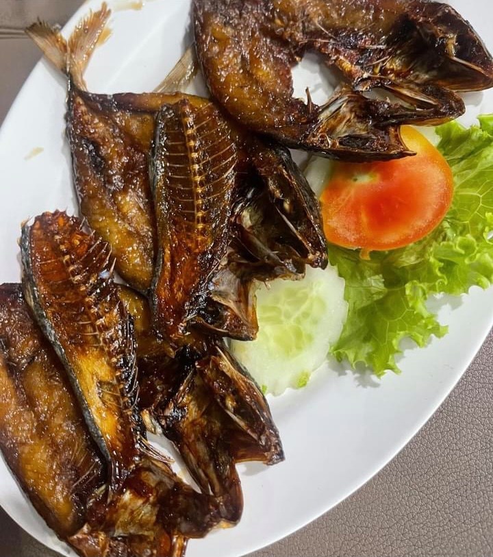 ร้านน้องเจเจ อาหารไทยพื้นบ้าน ซ.หัวหิน43-45, ร้านลุงบังหัวปลาหม้อไฟ หัวหิน, ร้านบ้านครูส่วน by ปลา, Tanya's, ร้านเกี๊ยวปลานำชัย, เจ๊กเปี๊ยะ, ครัวแม่ฬา, บ้านอิสระ, พาสใต้ บาย เชฟเต้หัวหิน Pastay by cheftae, ครัวเจ๊เนี้ยวหัวหิน51, โกหมาก หัวหิน, ซาลาเปาเตาถ่าน BY ยายม่วย, ร้านขนมไทยแม่เก็บหัวหิน, ครัวแม่กะเมย