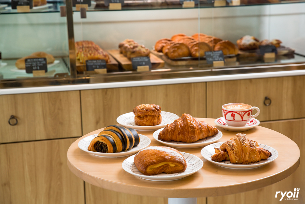 DULCE Casa de Pan, COME escape cafe, Iriscoffee, ปนิษ, Baan Orpor, Loading Caffeine, Little Hideout, Real Cafe, Simple Day Gelato, Cafe' Precious Space Time