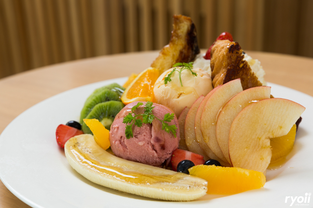 DULCE Casa de Pan, COME escape cafe, Iriscoffee, ปนิษ, Baan Orpor, Loading Caffeine, Little Hideout, Real Cafe, Simple Day Gelato, Cafe' Precious Space Time