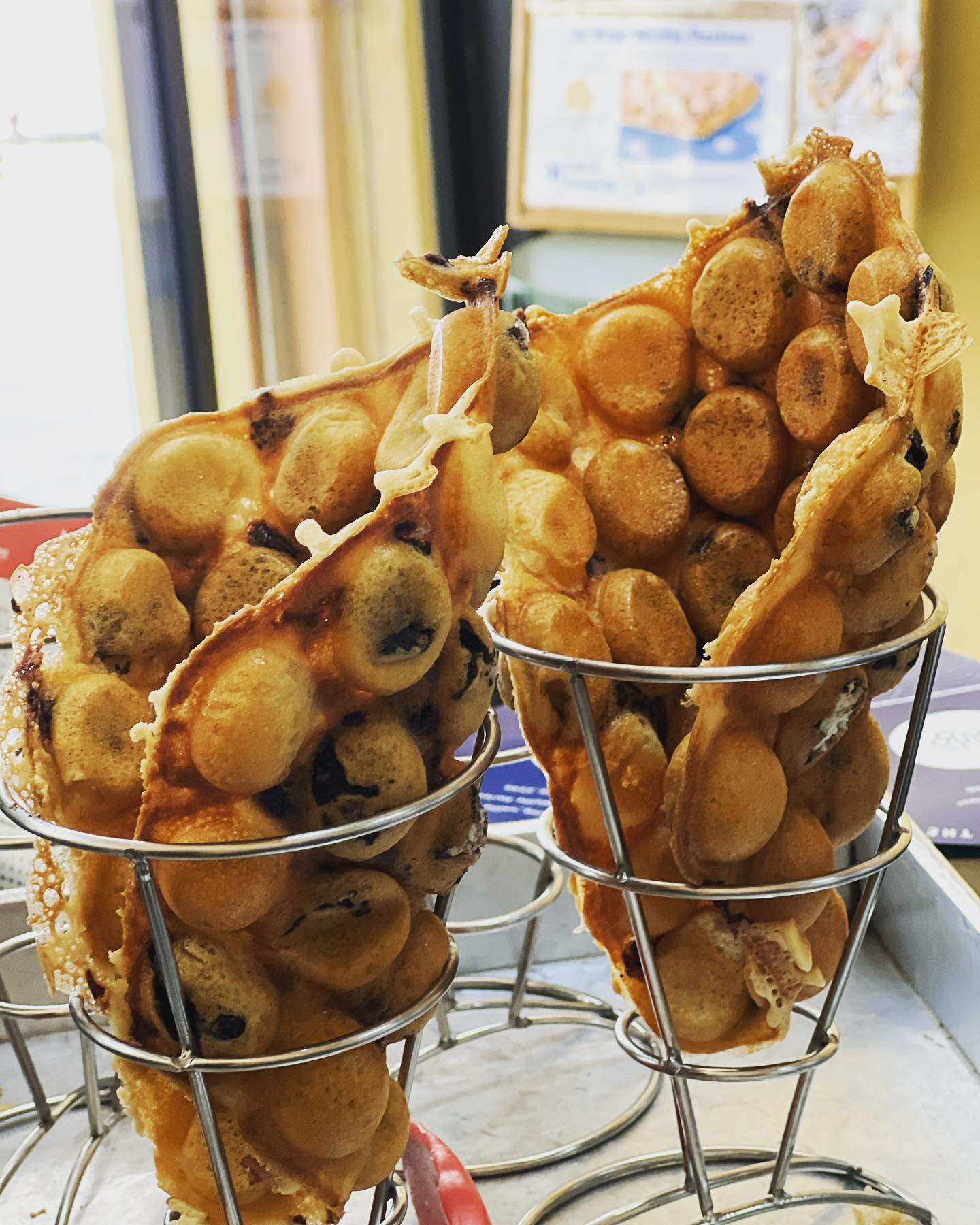 ก๋วยเตี๋ยวผัดงี่เง่า at เจ๊เบญ โอเดี้ยน, ร้านฮั้นโภชนา, เจ๊เฮี้ยง ก๋วยเตี๋ยวลูกชิ้นปลา ตลาดน้อย, ข้าวต้มปลาตลาดน้อย, Baan Chim Cha, อาฉีไก่ทอด, มานพ สุกี้รถกระบะ, แดงราชาหอยทอด, โจ๊ก เจ๊หมวยเกี้ย-ดั้งเดิม, เป็ดตุ๋นเจ้าท่า, ซี่โครงปราณ, คุณปุ๊กะหรี่ปั๊บ ณ ตลาดน้อย, แต้เล่าจิ้นเส็ง, Li Bing Waffle Parlour, Mana Craft, Jap Bread ตลาดน้อย, ฮงเซียงกง