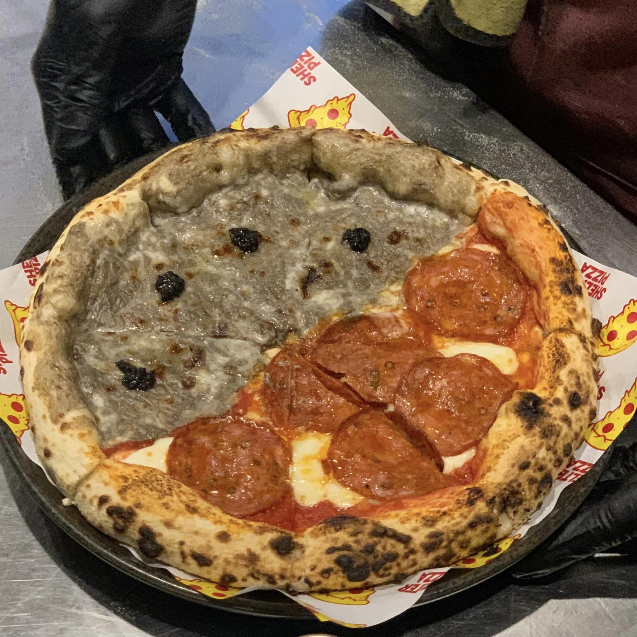 Pizzeria Limoncello, เชฟถนอม, กลมกล่อม BY CHEF AKE, Ciao Pizza, Pizza Aroy, Pizza Massilia, Grazie Pizzeria, The Garden Dough, Lanta Pizzeria, Mama Dolores, PizzaPazza, Dressage Horse Café, Pizzazo, Shelter Pizza พิซซ่าเตาถ่าน