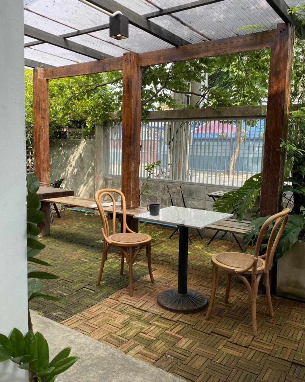 TokiDoki Curry Sutthisan, ส้มตำแฟร์สโตร์, จิน โถง กัว, Hinata, จีรพร อาหารเวียดนาม สาขาสุทธิสาร, ล้านนัวส์, อีเปีย, สมบูรณ์โภชนา, แหลมลูกชิ้นปลา, ก๋วยจั๊บน้ำข้นเเม่มูล, ก๋วยเตี๋ยวลุงหนั่นรัชดา, White Cosmo, Oba San 168, แสงทอง, ซุนหงอคง หม่าล่าปิ้งย่าง, ตังค์เต็มมีเนย, ลุงหนวด - เจ้าเก่า ห้วยขวาง by นายเครา, สุดที่รส - Sutthirot, Nene Korean BBQ Buffet, แซ่บวัน รัชดา, จิ้มจุ่มสุทธิพรเจ้าเก่า หน้า BU place, โคตรยำ ห้วยขวาง, Neta Fish&amp;Meat, Gyu-Ya Yakiniku, อั้งซิวฮะ, Hommari หอมมาริ, ร้านส้มตำ“ฅนมักตำ