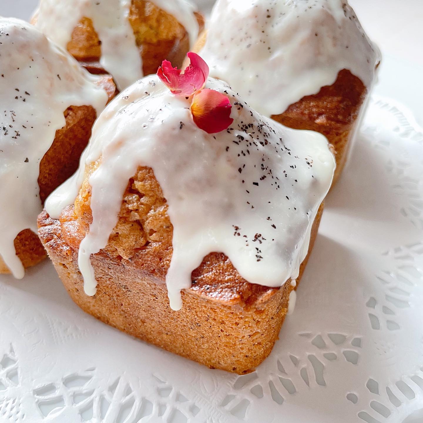 TokiDoki Curry Sutthisan, ส้มตำแฟร์สโตร์, จิน โถง กัว, Hinata, จีรพร อาหารเวียดนาม สาขาสุทธิสาร, ล้านนัวส์, อีเปีย, สมบูรณ์โภชนา, แหลมลูกชิ้นปลา, ก๋วยจั๊บน้ำข้นเเม่มูล, ก๋วยเตี๋ยวลุงหนั่นรัชดา, White Cosmo, Oba San 168, แสงทอง, ซุนหงอคง หม่าล่าปิ้งย่าง, ตังค์เต็มมีเนย, ลุงหนวด - เจ้าเก่า ห้วยขวาง by นายเครา, สุดที่รส - Sutthirot, Nene Korean BBQ Buffet, แซ่บวัน รัชดา, จิ้มจุ่มสุทธิพรเจ้าเก่า หน้า BU place, โคตรยำ ห้วยขวาง, Neta Fish&amp;Meat, Gyu-Ya Yakiniku, อั้งซิวฮะ, Hommari หอมมาริ, ร้านส้มตำ“ฅนมักตำ