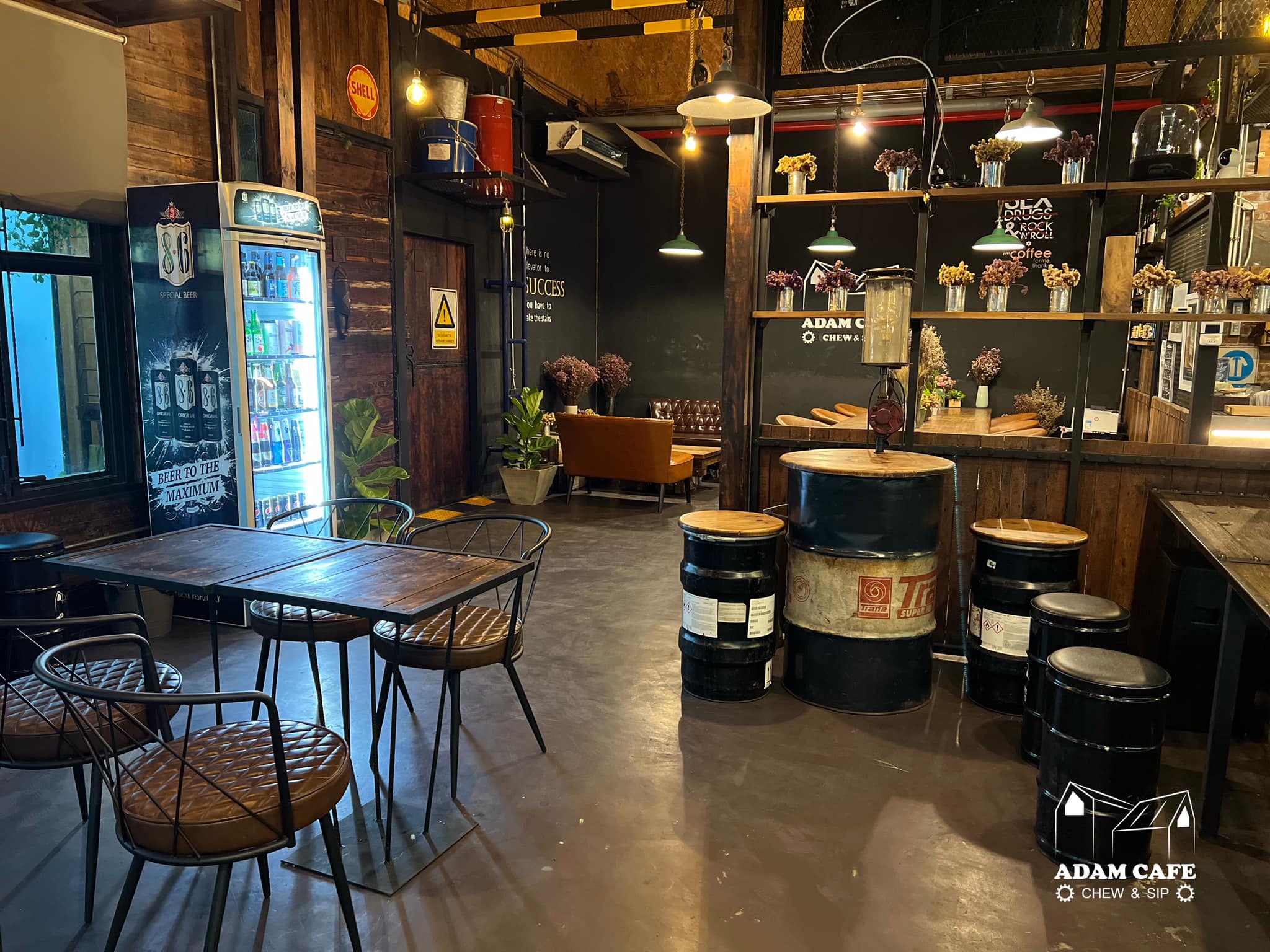 Smitten Cafe and Decor, Thong Ampai Café, THREE Cafe, Continue.cafe, Sunday in 345 cafe, Aprilhouse, The Aileen Cafe', Oliva Cafe, The Kottage Cafe, Plant Cafe, ปิ่นโตนามีตาล, Baan Kanom De'Pathum, Pumpkin Art Town, Mushroom Hut Cafe, KAD Cafe - กาด คาเฟ่, ADAM cafe