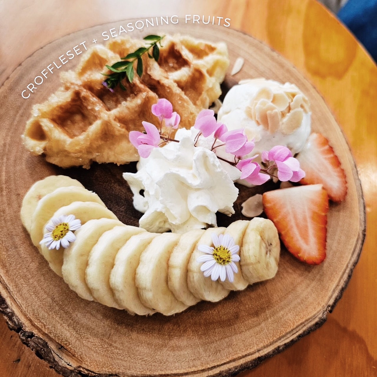 The Sine Cafe’, Whispering cafe, รักษ์น้ำคาเฟ่, Orenchi Cafe, KAWA Coffee and Co., Orenchi Specialty Coffee, Attitude Coffee, Memory House Cafe, In Garden Hut Cafe, ChataThammachart, She's The Legend Cafe, RIVA floating cafe, Good Mood House, นึก คาเฟ่ - วัดไร่ขิง, Ton Khao Terrace, CHADA Tea Boutique, Kark Crof.f