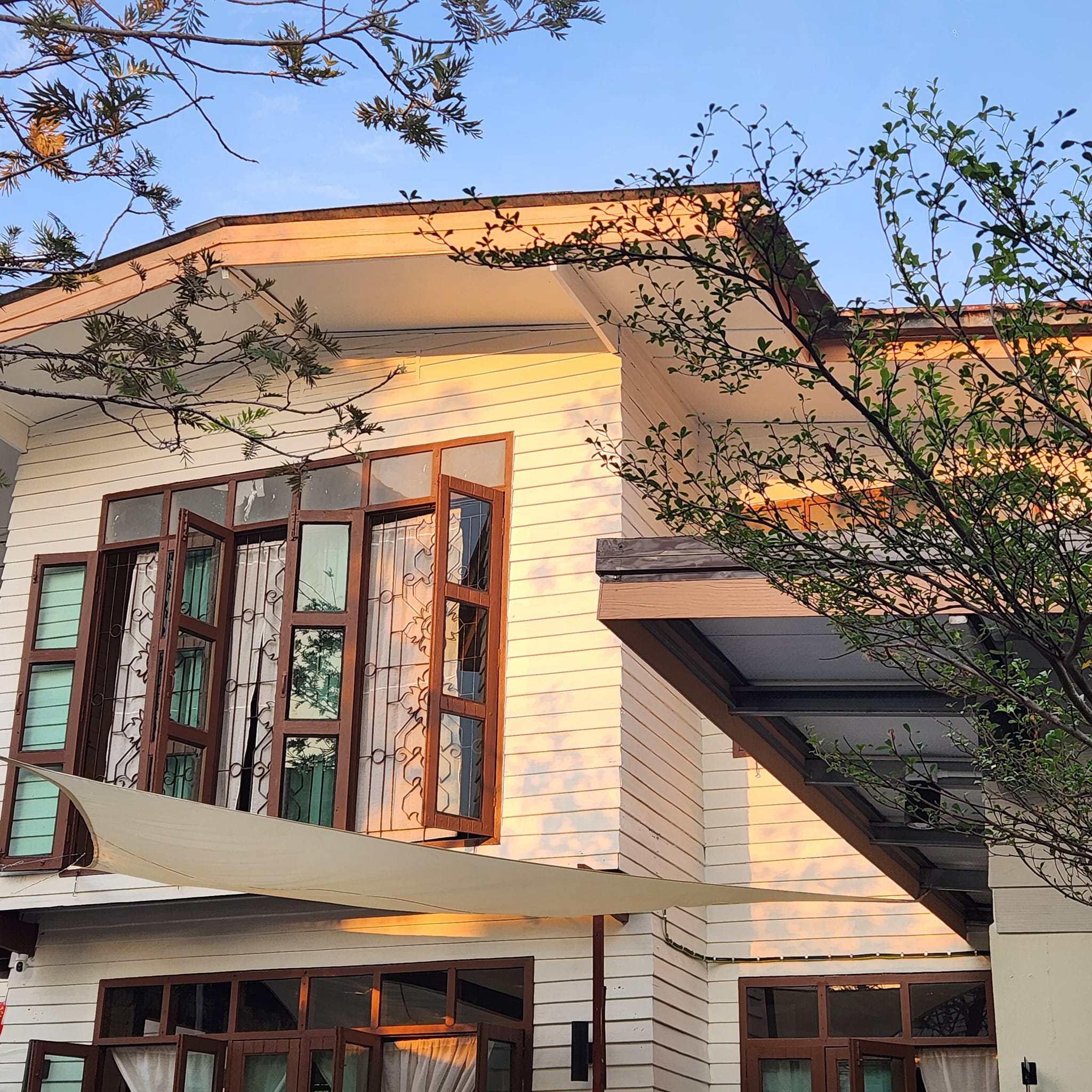 บ้านเฮง, บ้านป้าหลาย Breakfast &amp; Brunch , สุขนิยม, มาร์ อาหารเช้า ก๋วยเตี๋ยวต้มยำน้ำใส, • ญวน เร • อาหารเช้าเวียดนาม , ขอนแก่น, ร้านอาหารเช้าเอมโอช, ซุปเปอร์หมูอาหารเช้า, กอล์ฟ เอมโอช , ตี 5 - Breakfast, เฮียอู๋ เกาเหลาเลือดหมู, Eights A Day, ก๋วยเตี๋ยวเรือรสนิยมต้นตำรับ หมู่บ้านสายฝน ขอนแก่น, เฮือง ปากหม้อญวน ก๋วยจั๊บญวน ขอนแก่น, ชูรส - อาหารเช้า ขอนแก่น