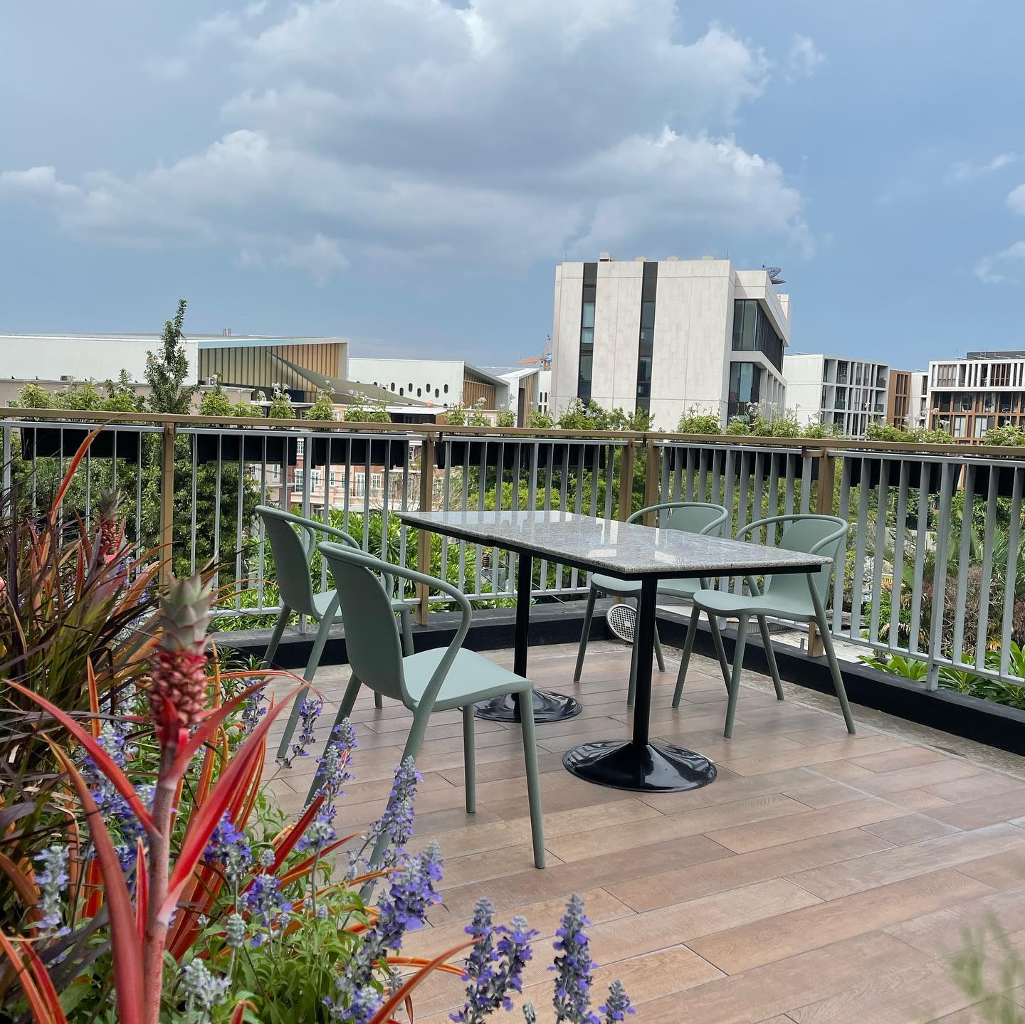 ครัวจำแลง แปลงกาย, ยุ้งข้าวหอม, ขมิ้น Camin Cuisine &amp; Cafe, สาขาอารีย์, ละมุนลิ้น โฮม คิทเช่น, ภูเก็จ, Bistro Palette, Aim.Bangkok, บ้านสะใภ้ใต้, ครัวข้าวหอม แกงปักษ์ใต้, บ้านไอซ์, Paknang.bkk, คุ้น•เคย Eatery, Cafe &amp; Bar, ครัวรสนคร, ครัวคุณอิ้น, สาขาเลียบทางด่วนรามอินทรา, ครัวปากพนัง (อาหารปักษ์ใต้), ปรายระย้า, เรือนแม่หลุย, มัลลิกา ชุมพร อาหารปักษ์ใต้