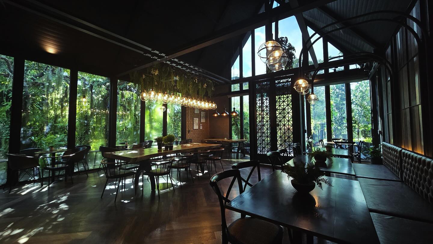 Hansacafe.food.garden, Green House Bistro, BECX, Plantnery Green Café, Langbaan cafe&amp;chill, ฉลู คาเฟ่, Mom’s Veggie Cafe, Another Home Cafe, Me Long Cafe, ร.เรือตัวอ้วน, Slot Co-Working Space, Mitte Coffee, Mita Coffee and Art, Bluebell Café, 10cc Coffee