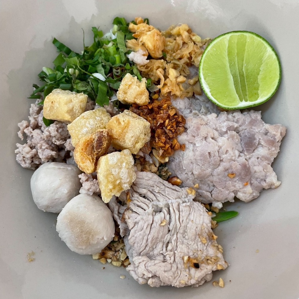 Cypher Gelato, สุกี้จินดา, สาขาลาดพร้าววังหิน, เถ่าชิ่ว น้ำเต้าหู้มือหนึ่ง, เตาถ่าน หมูกระทะ, Unfinished Coffee Roaster, เซี้ยม ก๋วยเตี๋ยวสุโขทัย วังหิน, เครปป้าเฉื่อย, สาขา Plaza Lagoon, เฝอ'54, สาขาลาดพร้าววังหิน 60, ซ้งเป็ดพะโล้, ผัดไทยวังหิน Showปัง, ราดหน้าฟาไฉ, โกวนัน, โกวใหญ่ ก๋วยเตี๋ยวหมูต้มยำ, รัตนา ราชาบะหมี่เกี๊ยวข้าวหมูแดง, ทวีชัยเป็ดพะโล้, กล้วยทอดล้านช้าง, Wood Café, หมูมาไก่ไป, เลิศทิพย์วังหิน, ก๋วยเตี๋ยวต้มยำไข่ลาวา, Buta Shabu, โก โรตีชาชัก ลาดพร้าววังหิน