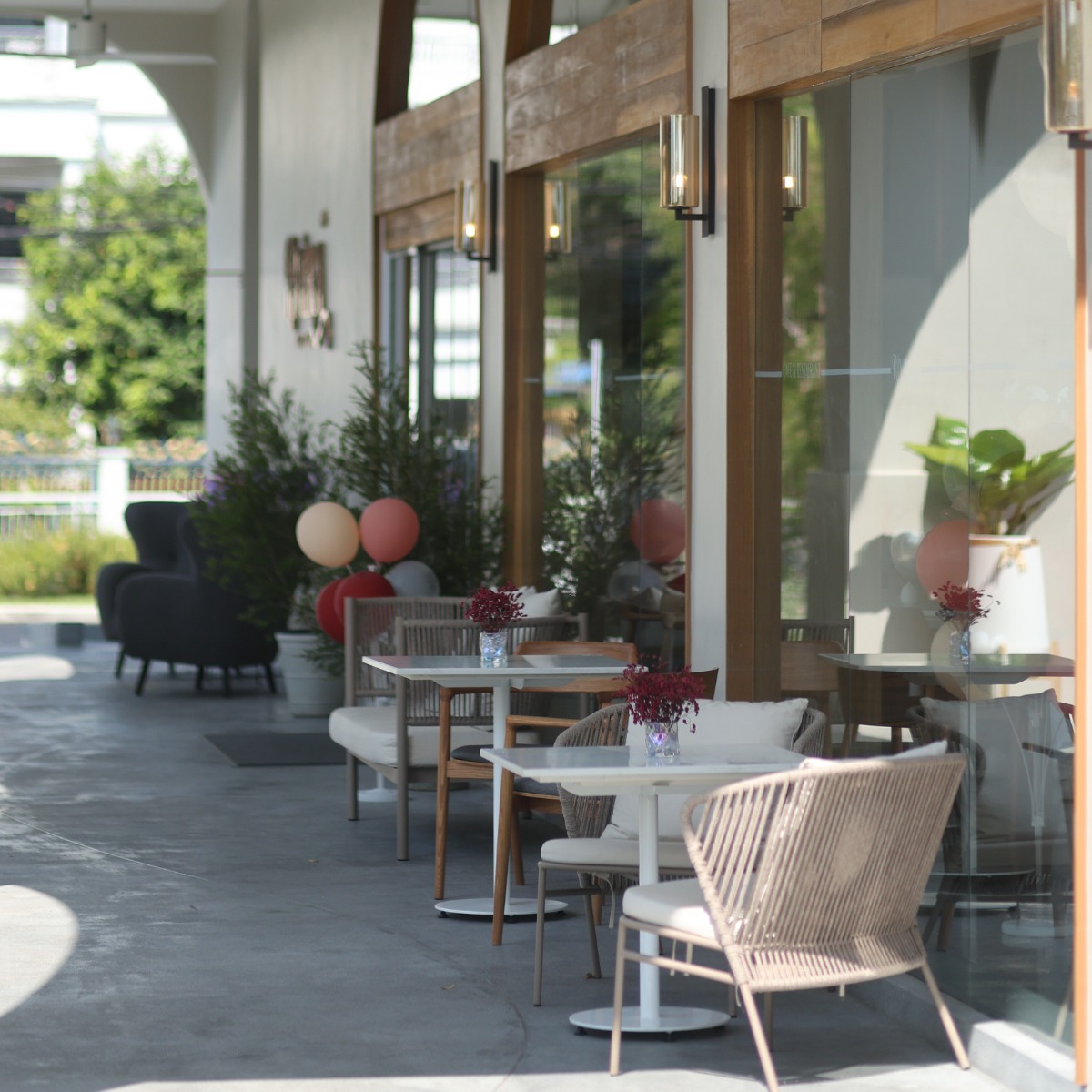 รำไร, ธรรมชาติโอชา, Rangnok Cafe&amp;Bar, บ้านท่าน้ำนนท์ Chaopraya antique Cafe, THE COUSIN, เพลิน Zaab Cafe, สายน้ำคาเฟ่ เกาะเกร็ด, สวนกู เดอะคาเฟ่, กาแฟบ้านเลขที่ ๑, 5522cafe, Rongsi Studio, คลองอ้อมคาเฟ่, คาเฟ่บ้านเฮีย