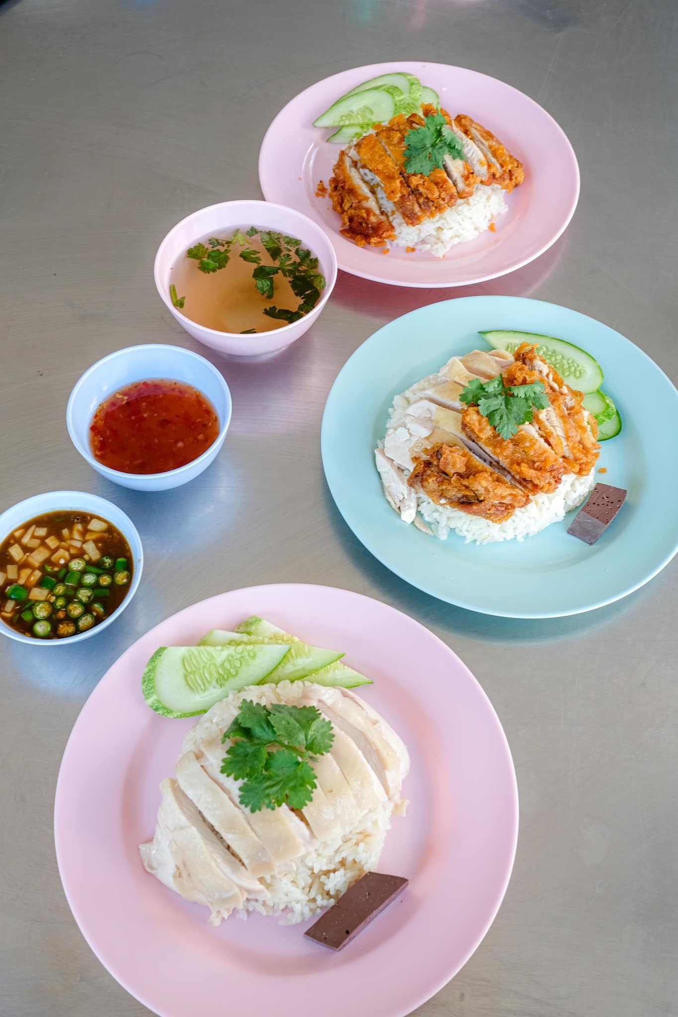 ร้านข้าวมันไก่เจี๊ยะโกยปึ่ง, รสนิยมข้าวมันไก่, สาขา 2, โจ๊ก9บาท ป๊อกแป๊ก, ครัวกิตติพร, ขาหมู จูเจี่ยว 猪脚, ต้มเลือดหมู เลิศสุธารส, บ.หินกองต้มเลือดหมู&amp;กะเพราเป็ด, บ้านซาลาเปา สระบุรี, ญวน, ราดหน้าเลี่ยวตังไล้, โกจิวข้าวมันไก่ตอน, E-PED eatery, Pita Cafe’ &amp; Eatery, เอกรส, ข้าวแกงครัวไทย ป้าเบี้ยว-ลุงเปี๊ยก, โจ๊กแม่กุหลาบ &amp; ก๋วยเตี๋ยวเนื้อวัวนายเฮง