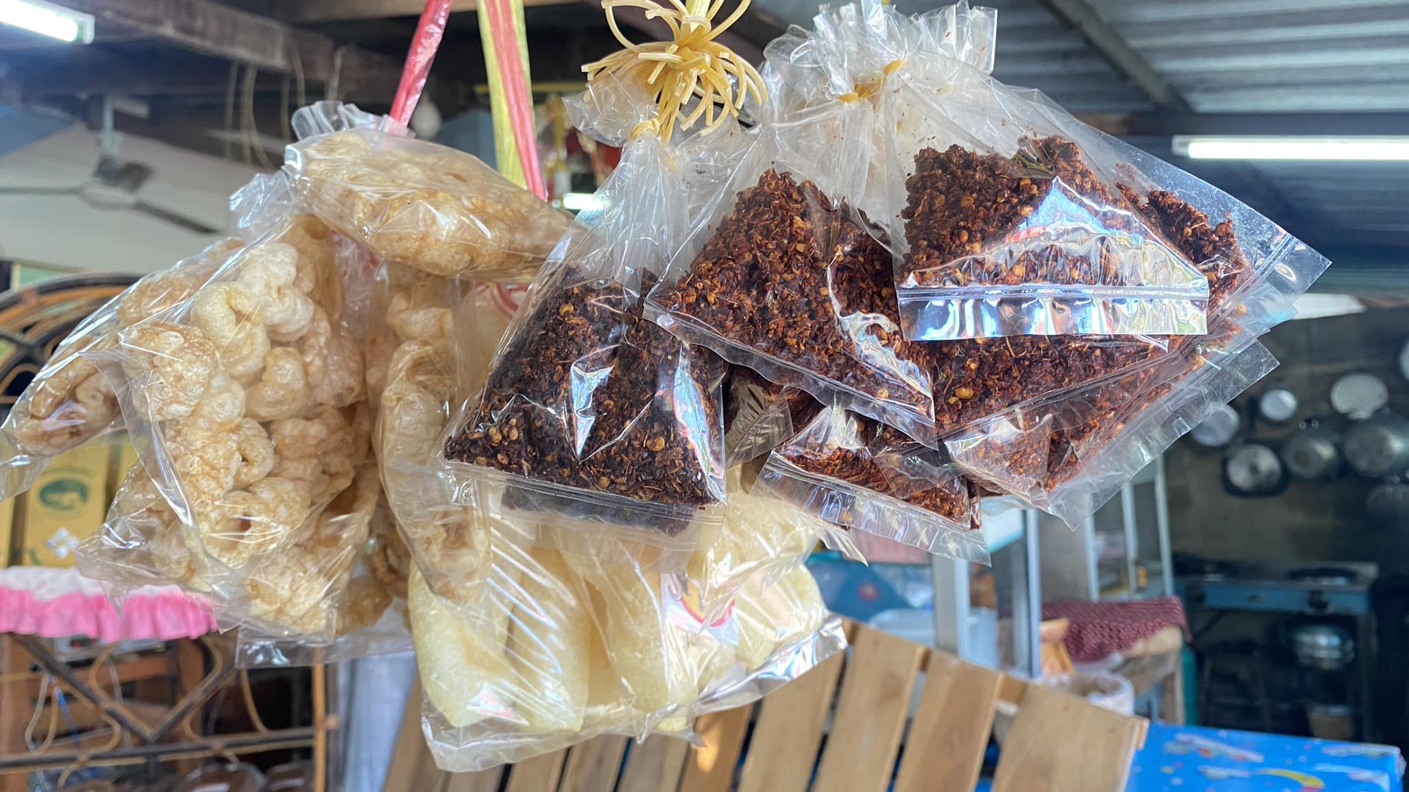 ฮอม Hom 2493, บ้านม่อนนกยูง, Kim's Cafe', ครัวจิ้นสด อาหารพื้นเมือง, ปั๋นใจ๋, สวนไซทอง ไส้กรอกเผาเตาดิน, ป้าแป้งเย็นตาโฟ ประตูชัย, ฮักเส้น ก๋วยเตี๋ยวต้มยำเมืองแพร่, ขนมเส้นน้ำย้อย กาดน้ำทอง -โจหยก, วีวี่ (weewee food and catering), ข้าวซอยเจ้เล็กประตูชัย แพร่, ร้านลาบป้ามา, ร่มไม้ใหญ่ เรสเตอรองท์, ร้านจิ้นนึ่งแม่หล่าย