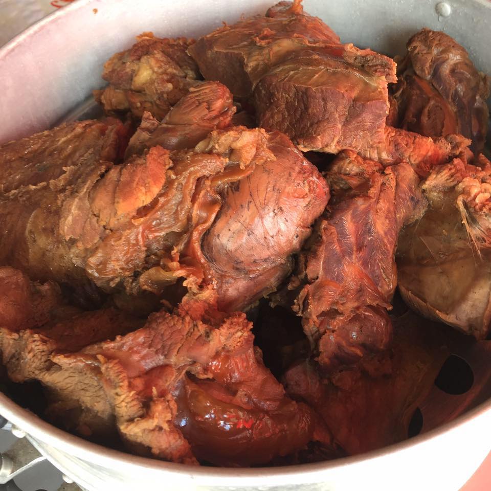 ฮอม Hom 2493, บ้านม่อนนกยูง, Kim's Cafe', ครัวจิ้นสด อาหารพื้นเมือง, ปั๋นใจ๋, สวนไซทอง ไส้กรอกเผาเตาดิน, ป้าแป้งเย็นตาโฟ ประตูชัย, ฮักเส้น ก๋วยเตี๋ยวต้มยำเมืองแพร่, ขนมเส้นน้ำย้อย กาดน้ำทอง -โจหยก, วีวี่ (weewee food and catering), ข้าวซอยเจ้เล็กประตูชัย แพร่, ร้านลาบป้ามา, ร่มไม้ใหญ่ เรสเตอรองท์, ร้านจิ้นนึ่งแม่หล่าย