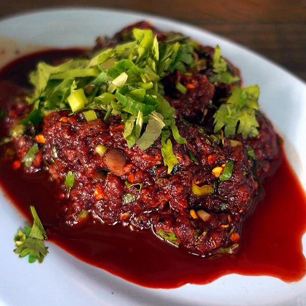 ฮอม Hom 2493, บ้านม่อนนกยูง, Kim's Cafe', ครัวจิ้นสด อาหารพื้นเมือง, ปั๋นใจ๋, สวนไซทอง ไส้กรอกเผาเตาดิน, ป้าแป้งเย็นตาโฟ ประตูชัย, ฮักเส้น ก๋วยเตี๋ยวต้มยำเมืองแพร่, ขนมเส้นน้ำย้อย กาดน้ำทอง -โจหยก, วีวี่ (weewee food and catering), ข้าวซอยเจ้เล็กประตูชัย แพร่, ร้านลาบป้ามา, ร่มไม้ใหญ่ เรสเตอรองท์, ร้านจิ้นนึ่งแม่หล่าย