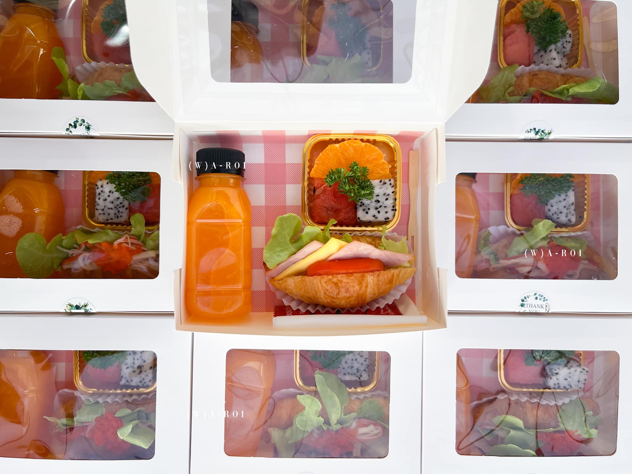 Muibakery, กินดี อยู่ดี by foreste cafe, The Waffle, Snack food.shop, Snackbox Monchanok, ไออุ่น, บ้านทองม้วน, Jaidee Homemade, ชื่นจิต chuenchit, Nara Snack Box - รับจัดเบรค, ว่าหรอย-waroi, KIN.D