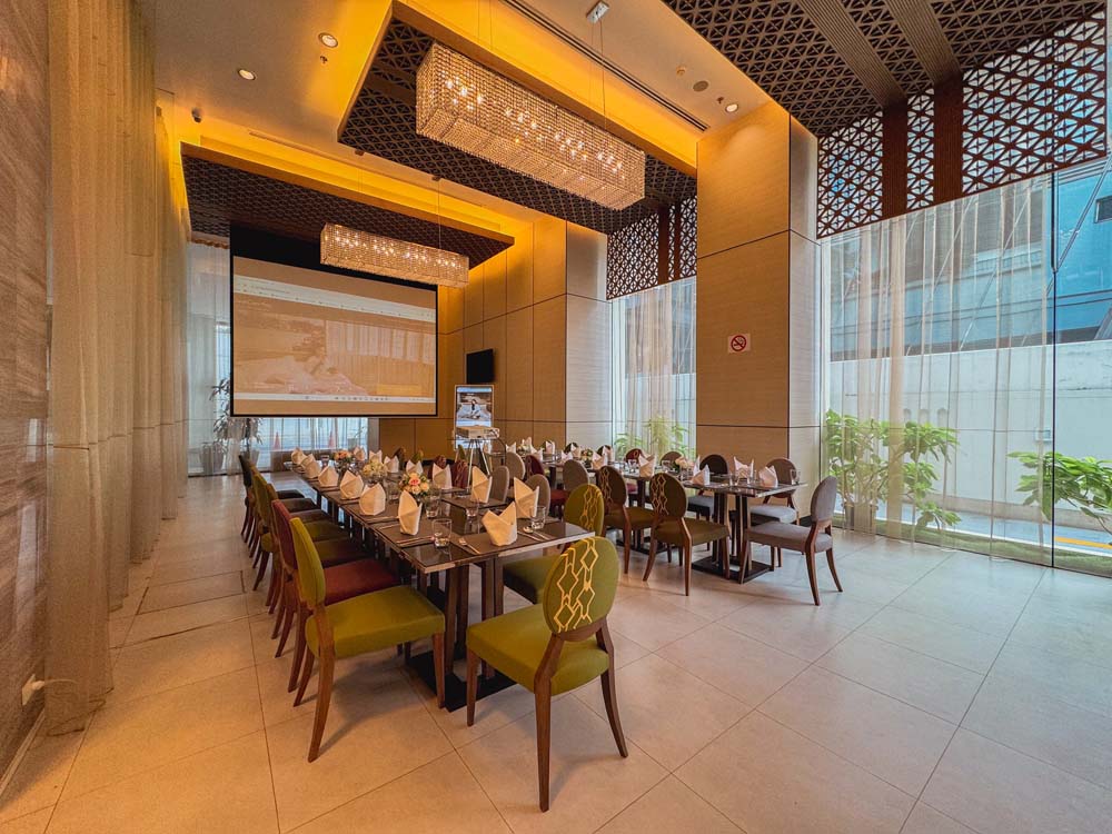 Grande Centre Point Ploenchit, ครัวจำแลง แปลงกาย, Sortrel Sathorn, บ้านน้ำเคียงดิน, ปลาอยู่เย็น, Samsen Villa, ครัวกรุงเทพ, Maldives Maodeep, Waterside Karaoke Restaurant, Little tree, The local Restaurant, Chocolate Ville, Ther Dining &amp; Bar, บ้านสุขนิยม, สวนอาหารบางบัว, แบมบูใหญ่, Craft Home , สวนอาหารซุ้มไผ่ เรโทร