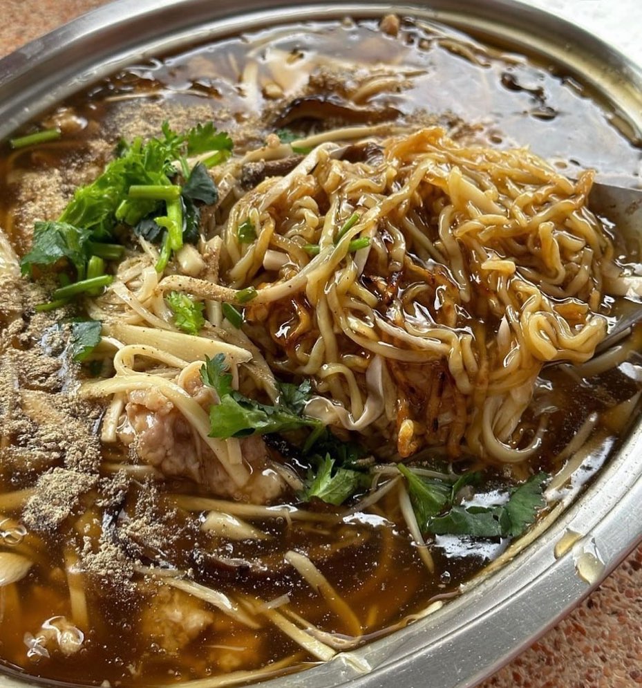 สวนชื่นสุข, Ar Restaurant Hatyai 嗳, ศิริ ต้มเลือดหมูหาดใหญ่, ไก่กรอบพี่เน่, ในรู, กุ๊กชัยติ่มซำ-ก๋วยเตี๋ยวราดหน้าปลากะพง, ร้านใต้ขอย ซอยตัน, กันเอง, หนานหยวน บะหมี่เกี๊ยวกุ้ง, สาขาปุณณกัณฑ์, ป่ายาง, บ้านก้ามปู, โชคดีแต่เตี้ยม บะกุ๊ดเต๋, ไก่ทอดหาดใหญ่มีนา, ร้านราดหน้าโกฉ่อน, ขนมจีนป้าชื่น, Space Bar, ขนมไข่เตาถ่านน้องนิล&amp;คาเฟ่, ข้าวต้มรถแดง