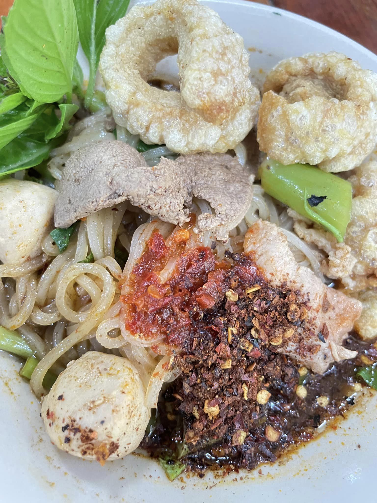 เกาเหลาเนื้อเปื่อยตลาดพลู ต.จันทร์เพ็ญ, กิตติก๋วยเตี๋ยวเป็ด, ราชรสเนื้อตุ๋น, ร้านก๋วยเตี๋ยวเรือป๋ายักษ์, ก๋วยเตี๋ยวเรือ ลำพาย 