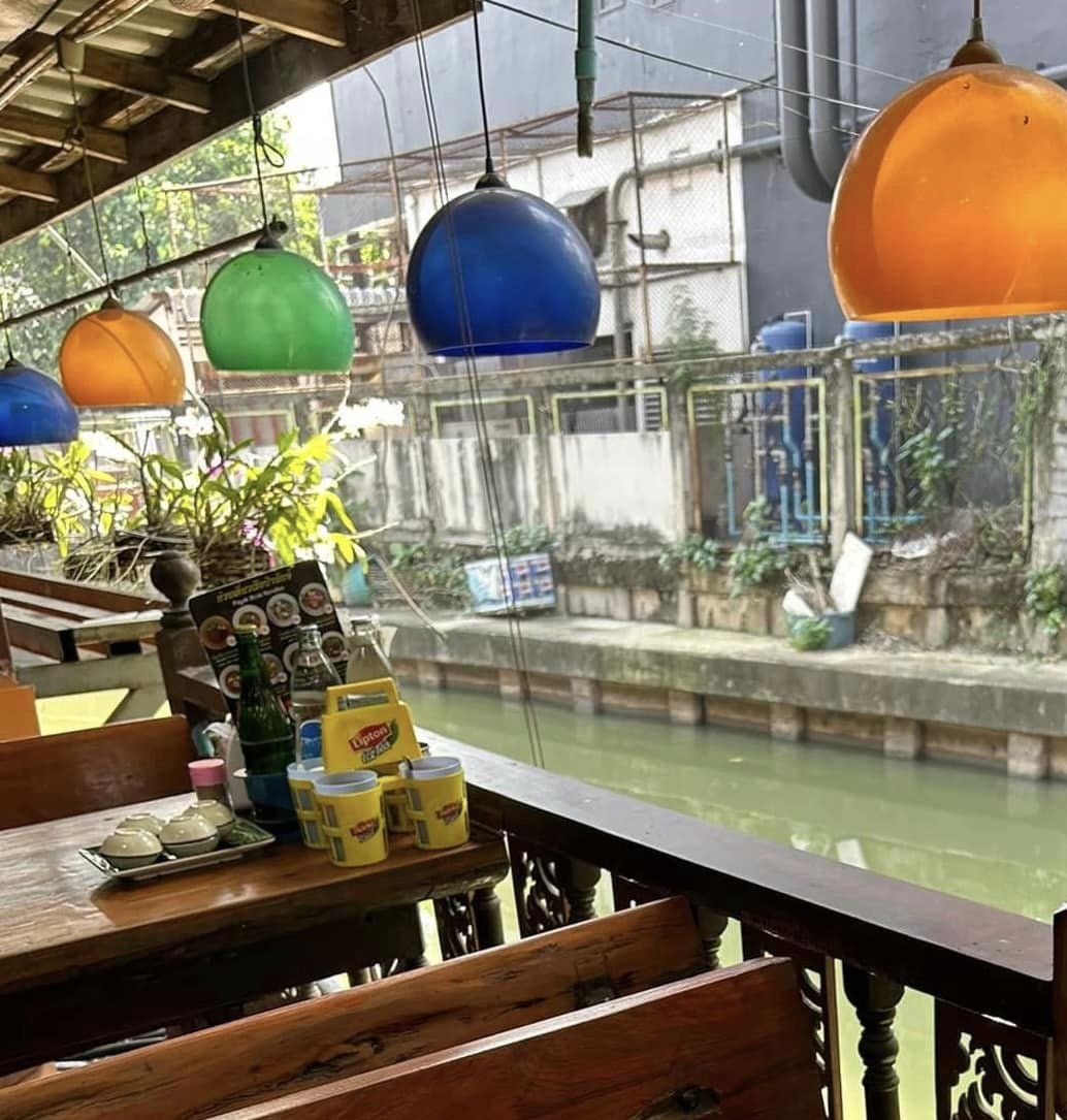 เกาเหลาเนื้อเปื่อยตลาดพลู ต.จันทร์เพ็ญ, กิตติก๋วยเตี๋ยวเป็ด, ราชรสเนื้อตุ๋น, ร้านก๋วยเตี๋ยวเรือป๋ายักษ์, ก๋วยเตี๋ยวเรือ ลำพาย 