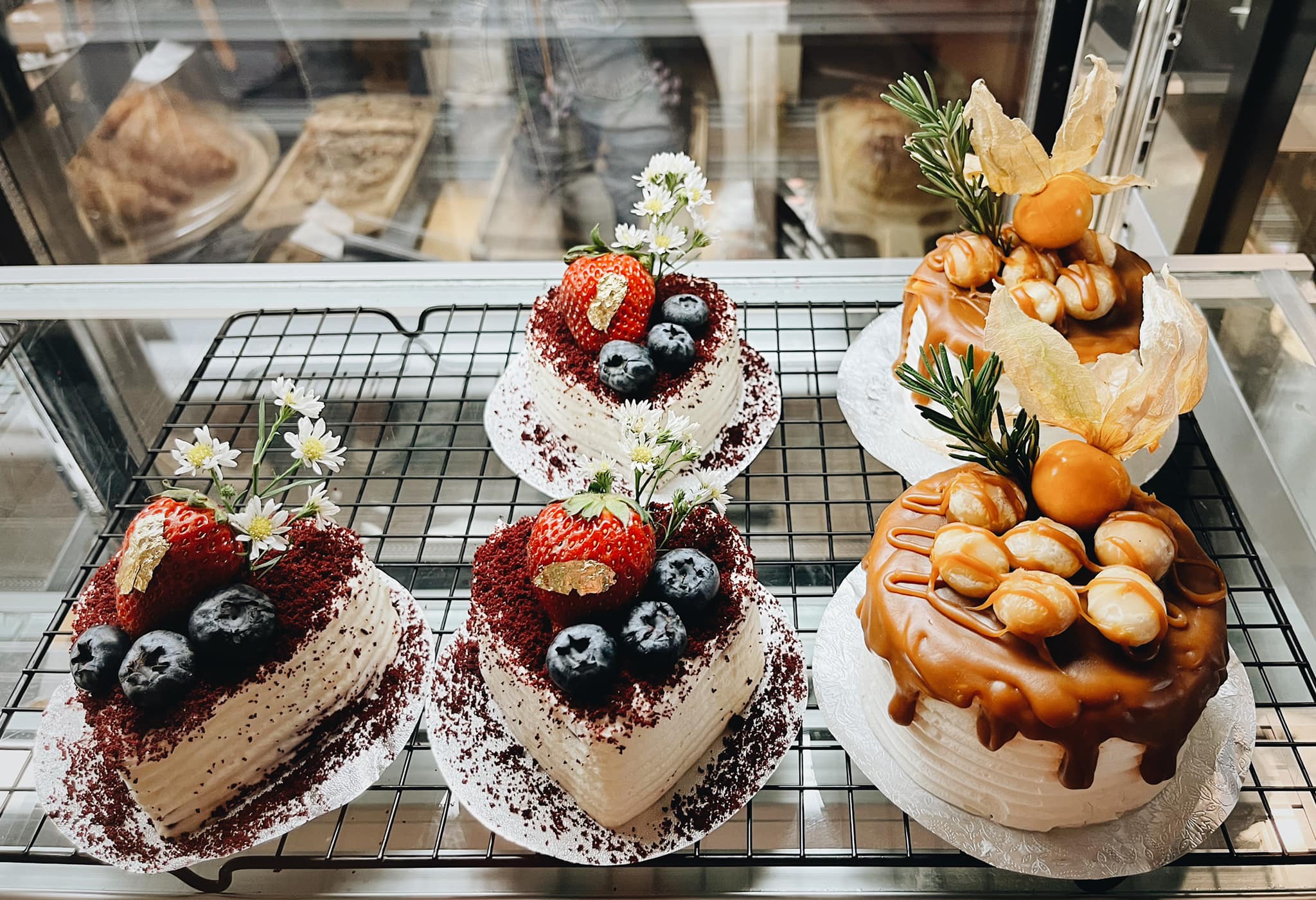 Mixirista Lampang, TIN’N, Wooden House Cafe', Karpenter cafe&amp;bake, Secret Garden Cafe, บ้านนอกคาเฟ่, Kin Cafe' Lampang, ณ หิรัญ คาเฟ่, Himwang Café, ไอหย๋า ปังนม, Dezato Cafe, อาร์มแชร์ คาเฟ่, โก๋กาแฟ ธรรมดาเป็นพิเศษ, Nalalin Home Cafe-Lampang, NOP Cafe&amp;Bistro, ก๋างต้ง, Moungngwezin