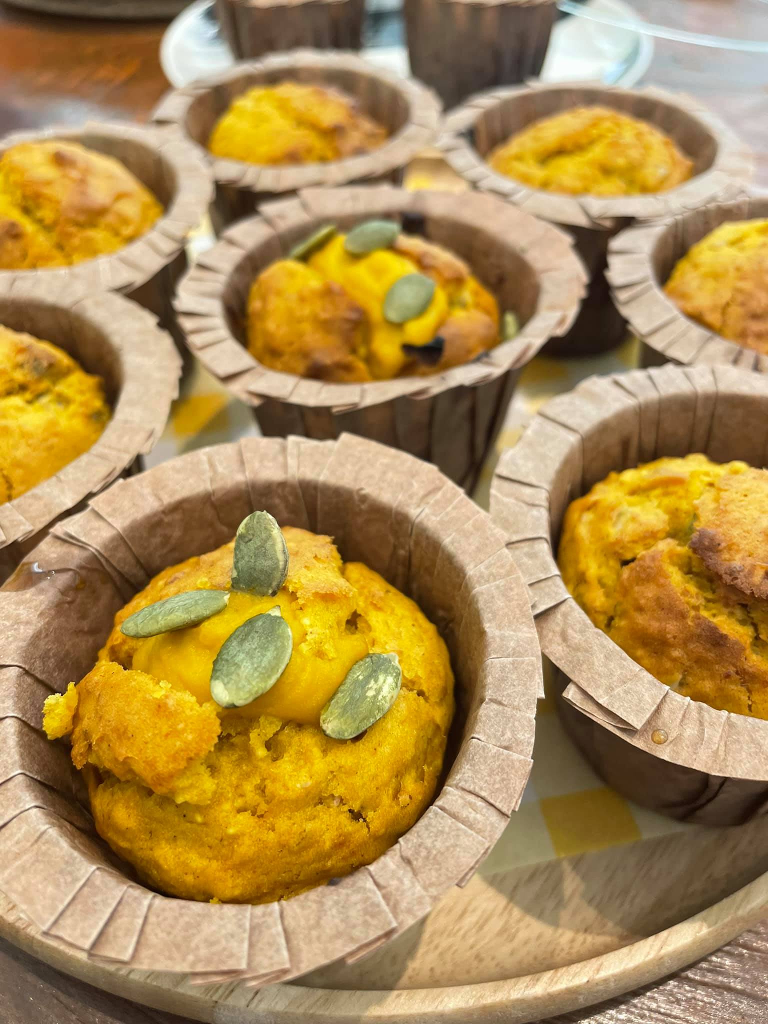 Mixirista Lampang, TIN’N, Wooden House Cafe', Karpenter cafe&amp;bake, Secret Garden Cafe, บ้านนอกคาเฟ่, Kin Cafe' Lampang, ณ หิรัญ คาเฟ่, Himwang Café, ไอหย๋า ปังนม, Dezato Cafe, อาร์มแชร์ คาเฟ่, โก๋กาแฟ ธรรมดาเป็นพิเศษ, Nalalin Home Cafe-Lampang, NOP Cafe&amp;Bistro, ก๋างต้ง, Moungngwezin