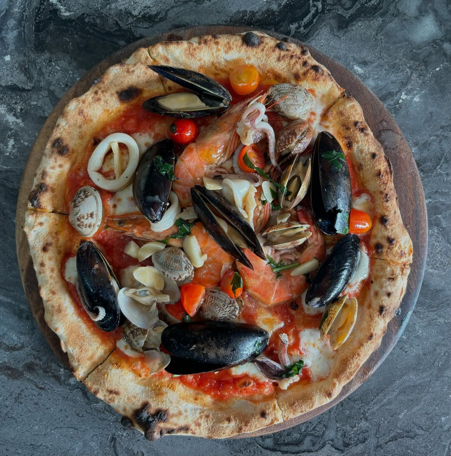 Pizzeria Limoncello, เชฟถนอม, กลมกล่อม BY CHEF AKE, Ciao Pizza, Pizza Aroy, Pizza Massilia, Grazie Pizzeria, The Garden Dough, Lanta Pizzeria, Mama Dolores, PizzaPazza, Dressage Horse Café, Pizzazo, Shelter Pizza พิซซ่าเตาถ่าน