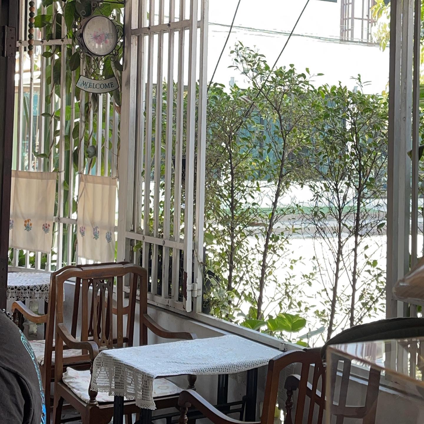 Treespresso cafe, Vigie Sist Café, Aki Choux Cream, Polaris Sunrise Café, MOJI Pool.Villa.icecream, MYTH OVEN, KonJohn coffee slowbar, Eleven Pillar Site, Home’S, Koffandthings.th, Playworks.cafeart, Tree of Life Cafe, Kramfeine, Millilit Cafe, TOMATO.cafe.cnx, MITTE MITTE, Soul Café mju, ZOHNG Coffee, ALSO cafe, Coffee Ngeggee, Graincafe.cnx, Later on cafe, สุขพอดี, FERN FOREST CAFÉ, Forest Bake, ภูฟิน, CHEEVIT CHEEVA, GoodVibes Cafe-Cnx, Chic 39, Zombie Café, Ristr8to, Neo Cafe', ชมนกชมไม้, เก้าคาเฟ่ นิมมาน