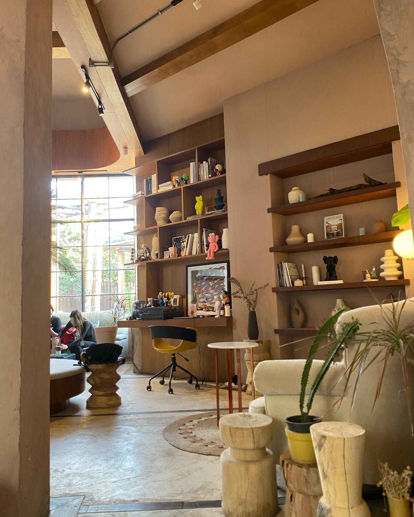 NANA Coffee Roasters, Mmc.bkk, FO SHO BRO, Dear December Cafe, The 66 Cottage, The Black Forest, Bougain Cafe &amp; Crafts, La Mesa Coffee Co., Coffee Station, Gooseberry Coffee Bearing-Lasalle, OOOz.cafe , Shalala Cafe