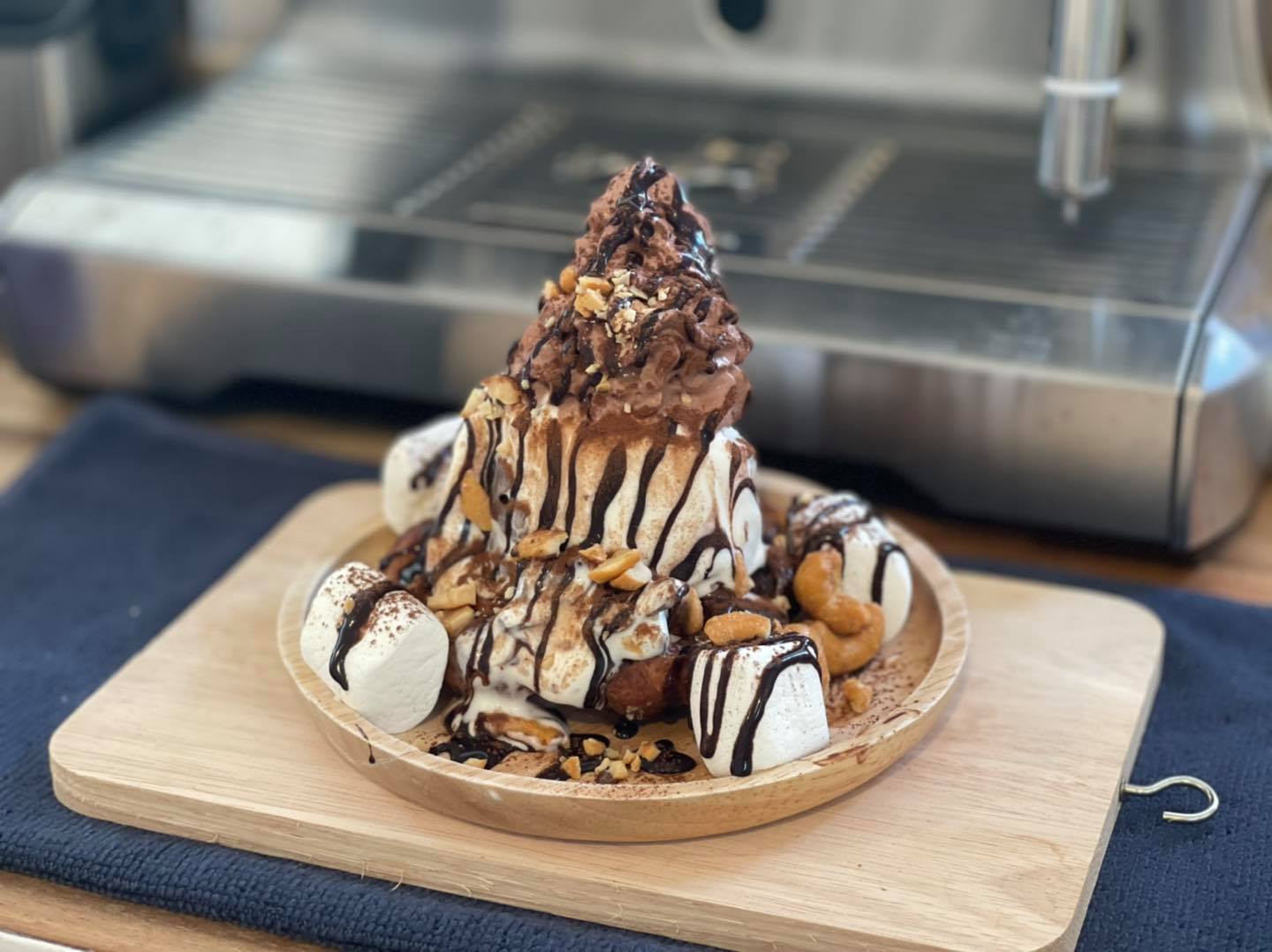 Kiddies’ House, ม้าก้านกล้วย คิดส์คาเฟ่, Little sheep kids cafe, Kickinkids, Moana Cafe, Organika Cafe and Play, Little Barn Kids Cafe, Pumpkin Art Town, DUBUA CAFE, FARM LUCK, Dressage Horse Café, Buttercup, Mari go round