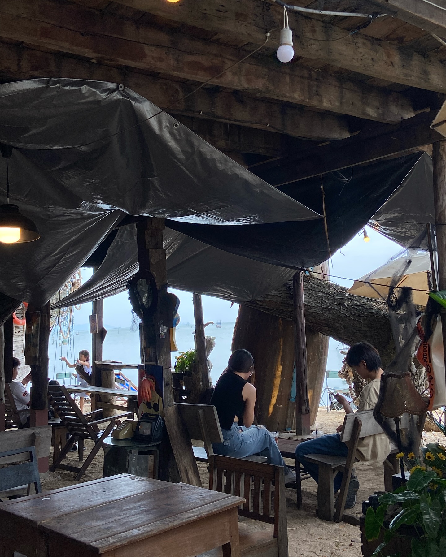 Way Coffee House, Piccolo BangSaen, Peaceful Cafe, Artory.cafe.crafts, Cubbie ‘s, To Die For Coffee, U Cafe &amp; Bakery, A blank coffee, Coffee Train, WON HOUSE, Standtall Coffee, Small House Coffee 