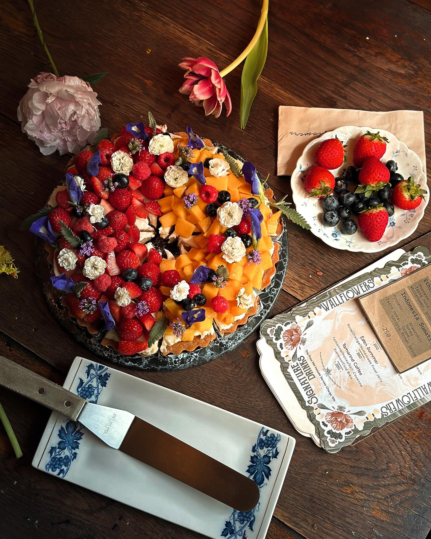 Wallflowers Cafe, Ba hao 八號, 103 - Bed and Brews, Píjiǔ Bar