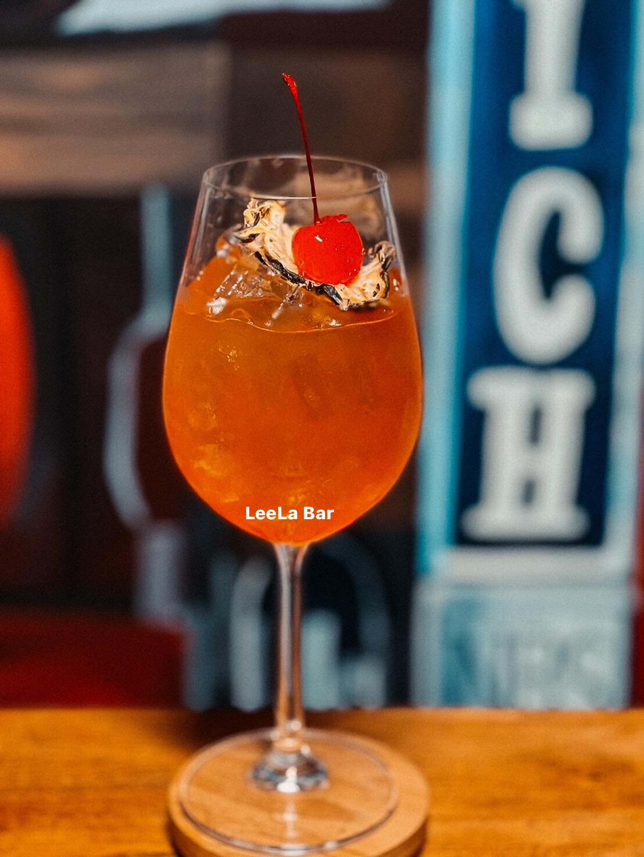 Level 50 by SEE FAH, Sanay Rooftop Bar, Cosmo Bar Bkk, Flashback Rooftop Bar, Dumbo BKK, Wallflowers Cafe, LeeLa Bar, 342 Bar, Peak-A-Boo Bar, SwingBar