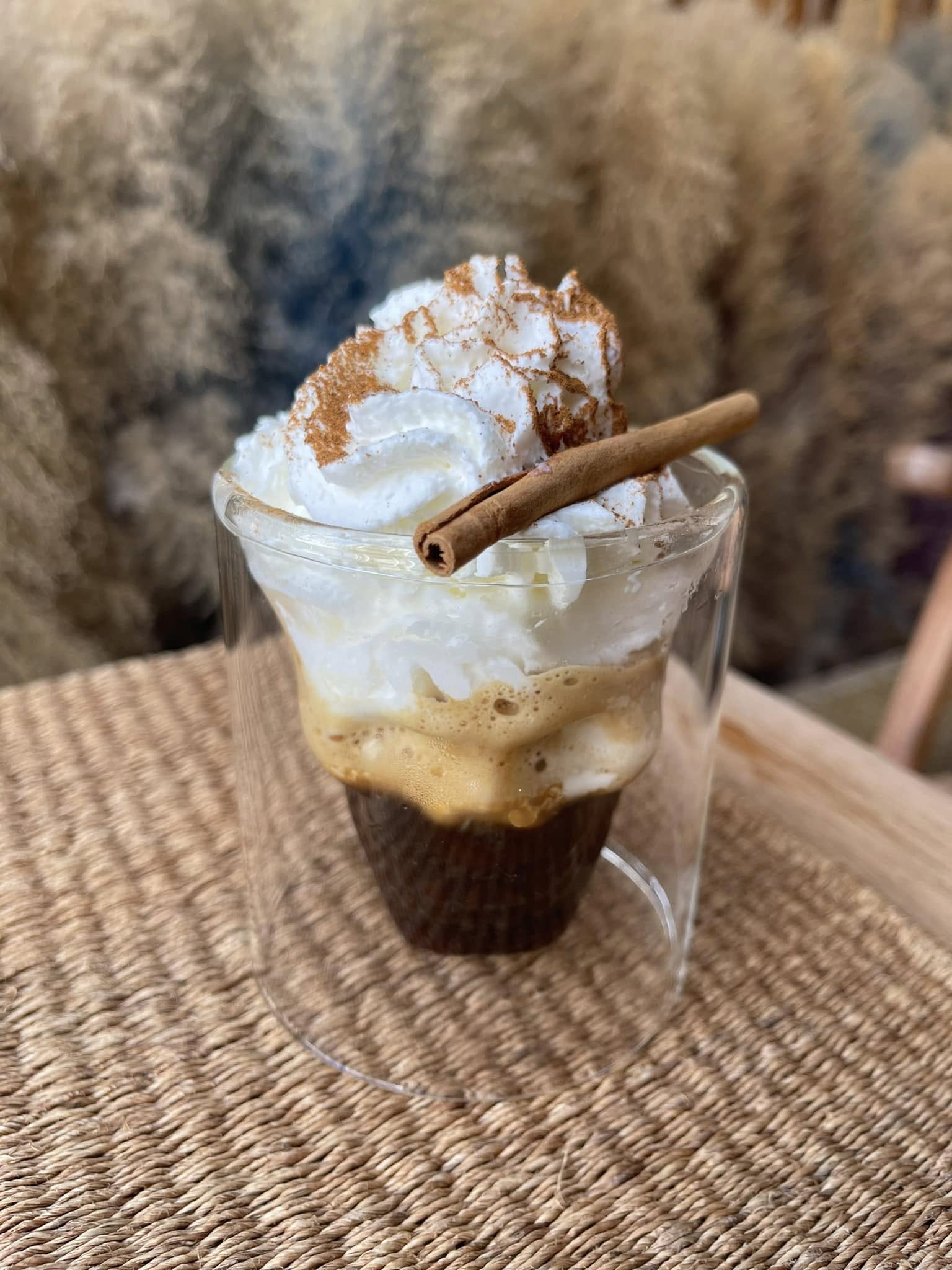 MOONSTo̲̲NE, Bread Crumbs Cafe, Happy Cafe and Minifarm, เสื่อผืน หมอนใบ, WA-Phuket, Honest Coffee &amp; Service, Grove Phuket, RYN, DouBrew Coffee &amp; Craft, The Tent, หนัง(สือ)2521