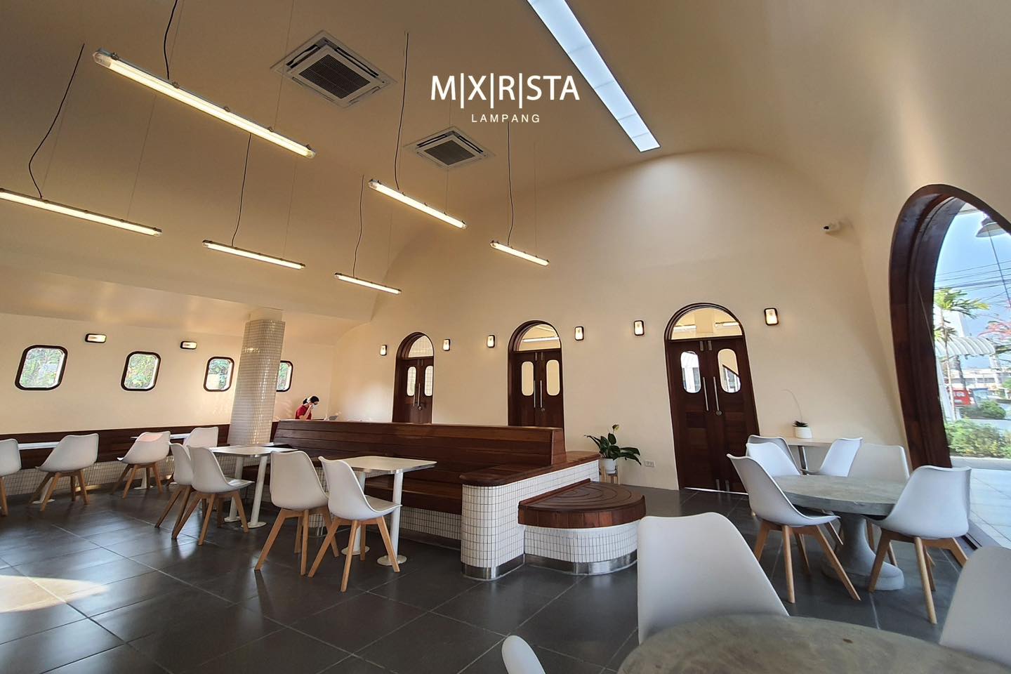 Mixirista Lampang, TIN’N, Wooden House Cafe', Karpenter cafe&amp;bake, Secret Garden Cafe, บ้านนอกคาเฟ่, Kin Cafe' Lampang, ณ หิรัญ คาเฟ่, Himwang Café, ไอหย๋า ปังนม, Dezato Cafe, อาร์มแชร์ คาเฟ่, โก๋กาแฟ ธรรมดาเป็นพิเศษ, Nalalin Home Cafe-Lampang, NOP Cafe&amp;Bistro, ก๋างต้ง, Moungngwezin