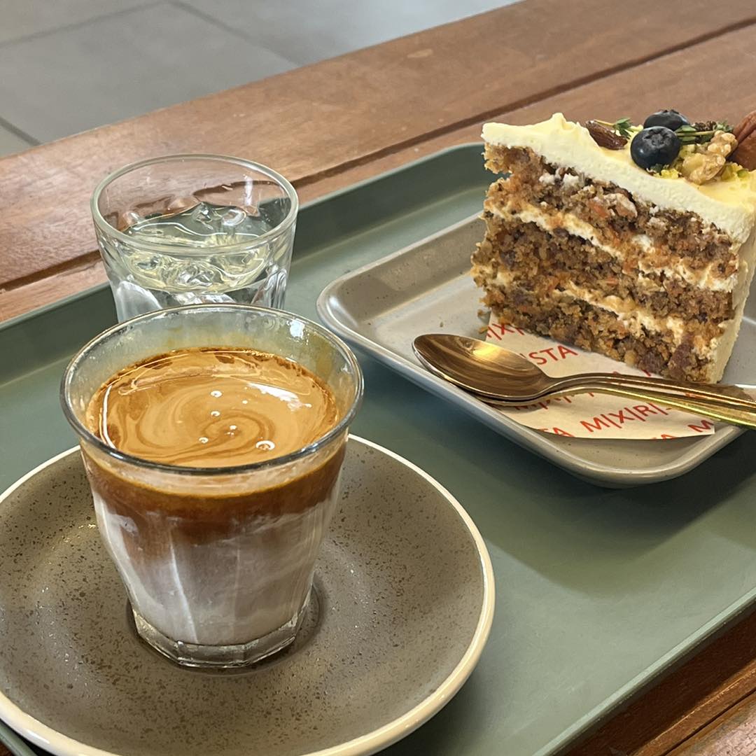 Mixirista Lampang, TIN’N, Wooden House Cafe', Karpenter cafe&amp;bake, Secret Garden Cafe, บ้านนอกคาเฟ่, Kin Cafe' Lampang, ณ หิรัญ คาเฟ่, Himwang Café, ไอหย๋า ปังนม, Dezato Cafe, อาร์มแชร์ คาเฟ่, โก๋กาแฟ ธรรมดาเป็นพิเศษ, Nalalin Home Cafe-Lampang, NOP Cafe&amp;Bistro, ก๋างต้ง, Moungngwezin