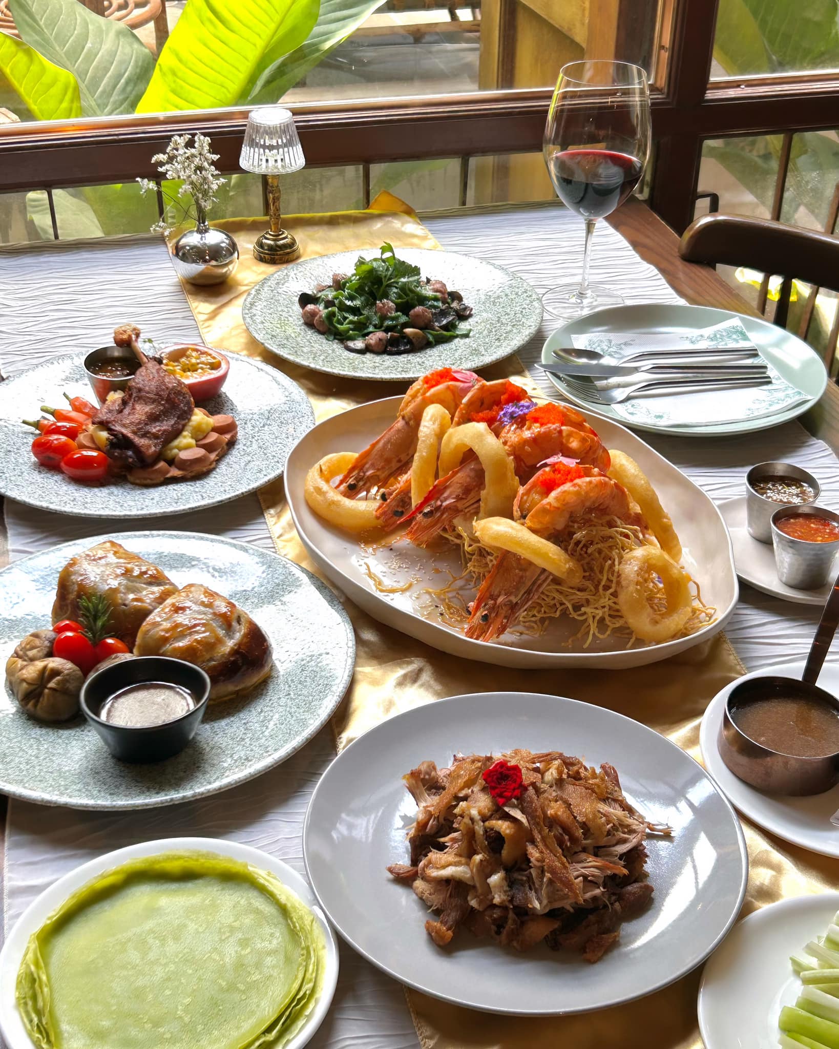 ครัวจำแลง แปลงกาย, Kojiro Japanese Cuisine, ฮองมิน ภัตตาคารจีน, Chom Arun, The Yard Restaurant, Laychale, DE VIVA, Sheep Village, กุ้งเต้น, อรรถรส, กินลมชมสะพาน, บ้านน้ำเคียงดิน, 1 of a kind, คาวหวาน Noodle&amp;cafe