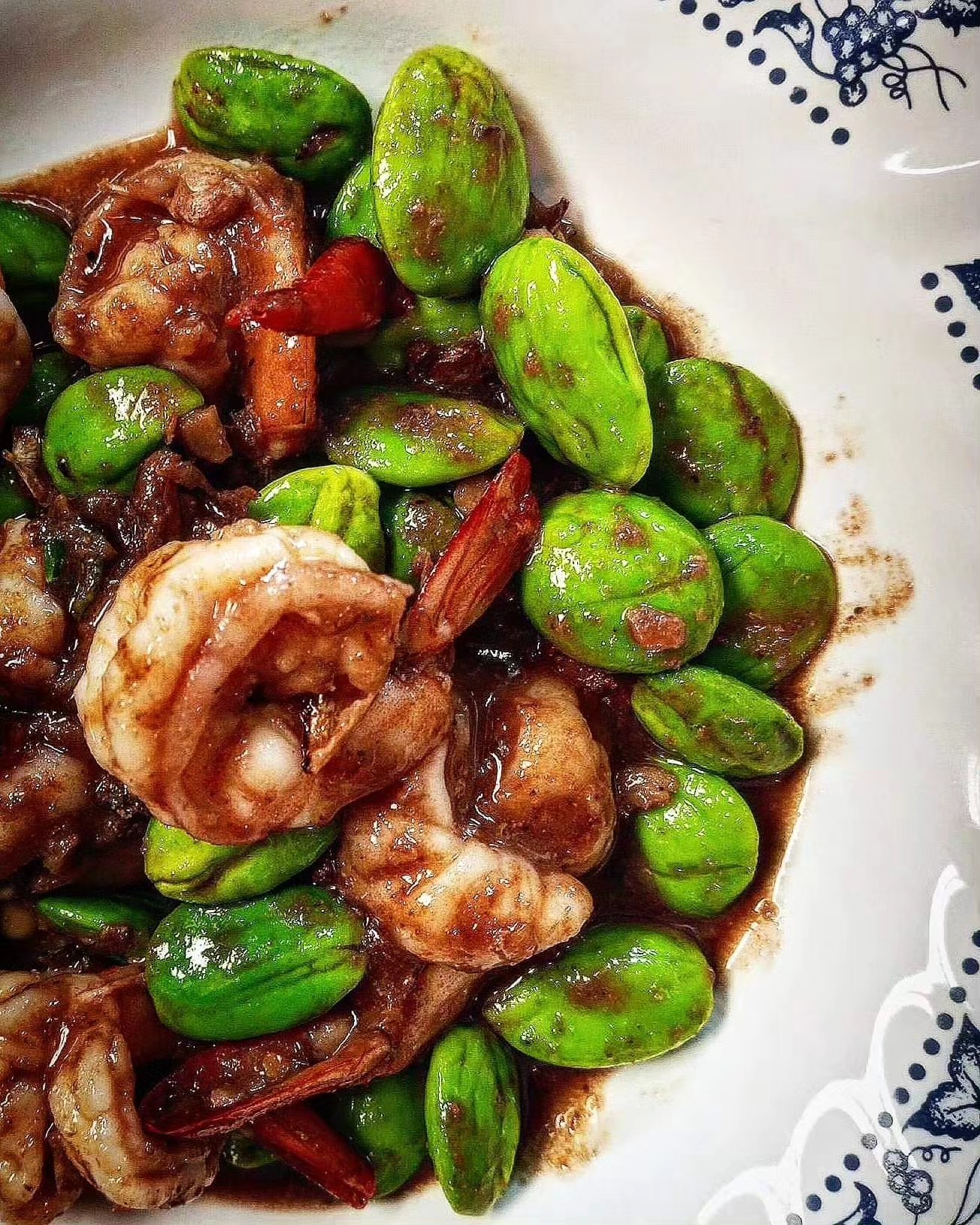 ครัวส้มหอม, Buttercoffs., แดง โภชนา, ลูกชิ้นปลากรายทอด ชัย เศรษฐีเรือทอง, นายอ้วนเย็นตาโฟเสาชิงช้า, ตาชัยก๋วยเตี๋ยวสุโขทัย, 3rd CAFÉ, เหลี่ยมนมสด, ลูกชิ้นหมูแพร่งนรา, เจ๊นี เผือกหิมะ, ภูธรบาร์, โกปี๊เฮี้ยะไถ่กี่ ณ เสาชิงช้า, นมโจ เสาชิงช้า, ข้าวหมูแดงนายชุน, มนต์ นมสด