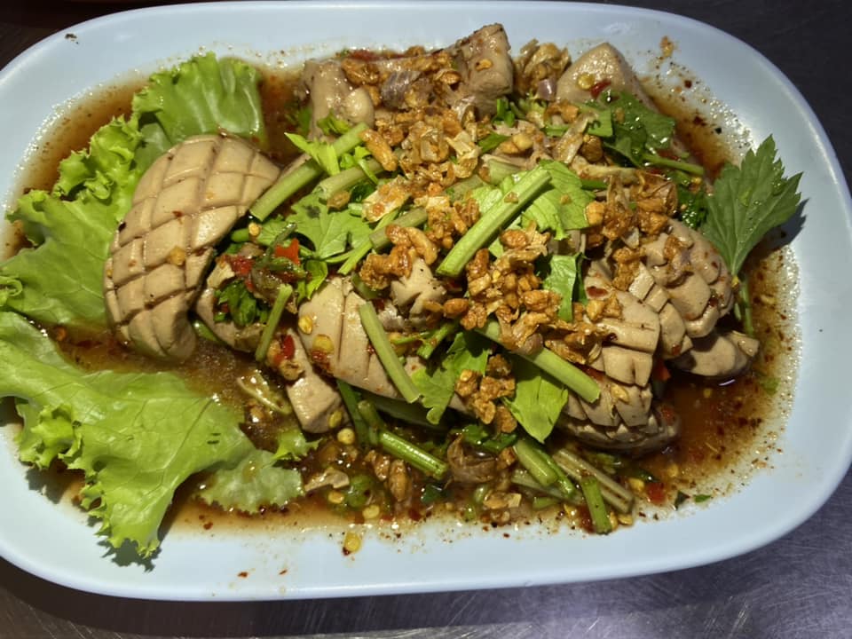 Recordoffee, มานพ สุกี้รถกระบะ, ก๋วยเตี๋ยวผัดงี่เง่า at เจ๊เบญ โอเดี้ยน, แดงราชาหอยทอด, ภัตตาคารกว้านสิ่วกี่, La Cabra Thailand, เจ๊คุ้งเกาเหลาเลือดหมู, ข้าวผัดปูตลาดน้อย