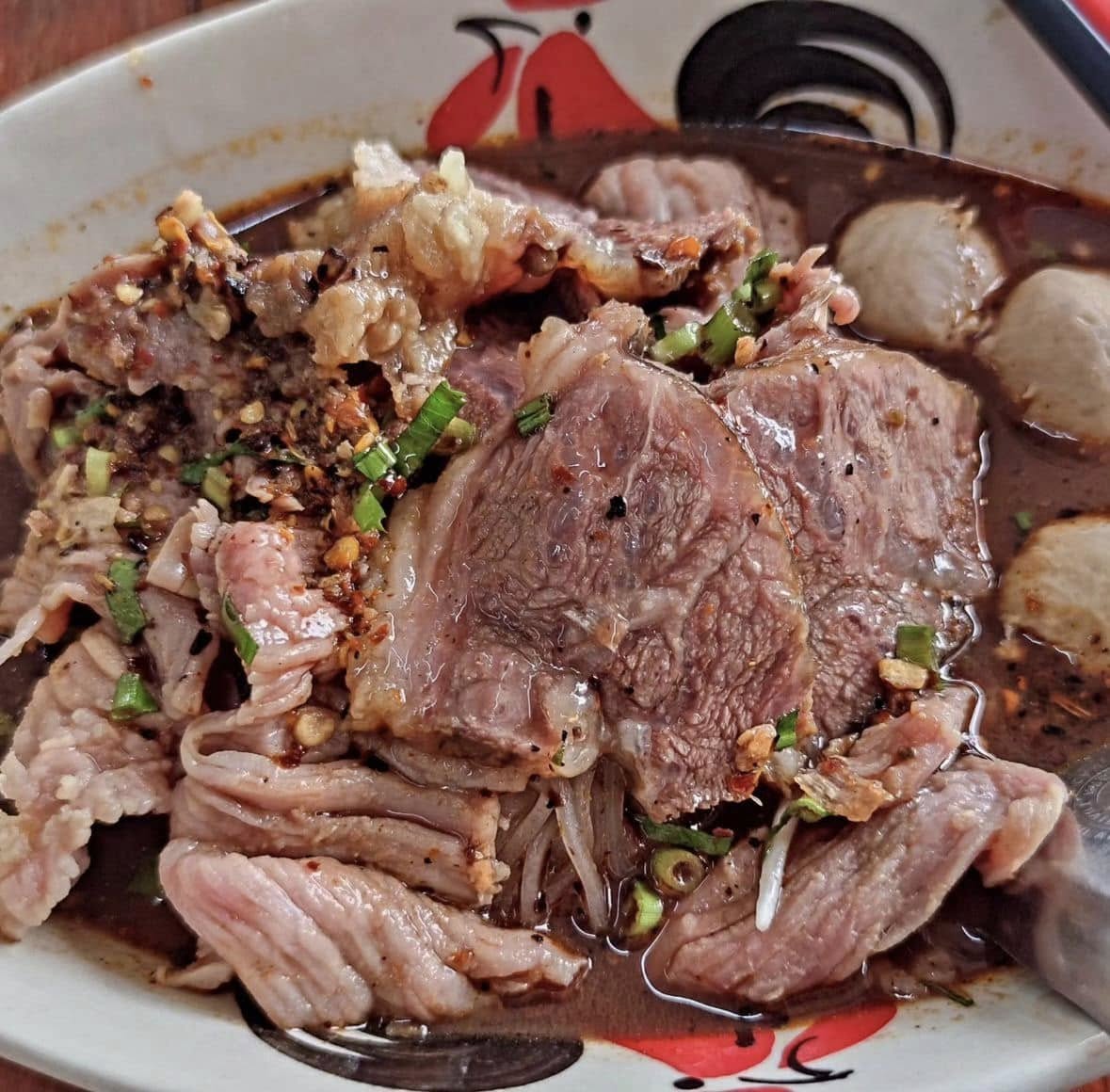 โกวใหญ่ ก๋วยเตี๋ยวหมูต้มยำ, เฮียตี๋ ก๋วยเตี๋ยวลูกชิ้นปลาเย็นตาโฟเยาวราชลาดพร้าววังหิน, ก๋วยเตี๋ยวต้มยำไข่ลาวา, ก๋วยเตี๋ยวเรือ "คนกรุง" สูตรดั้งเดิมยายทองนาค, ก๋วยเตี๋ยวต้มยำหมูบะช่อ มาม่าหม้อไฟ เฮียจู๋-ลาดพร้าว71