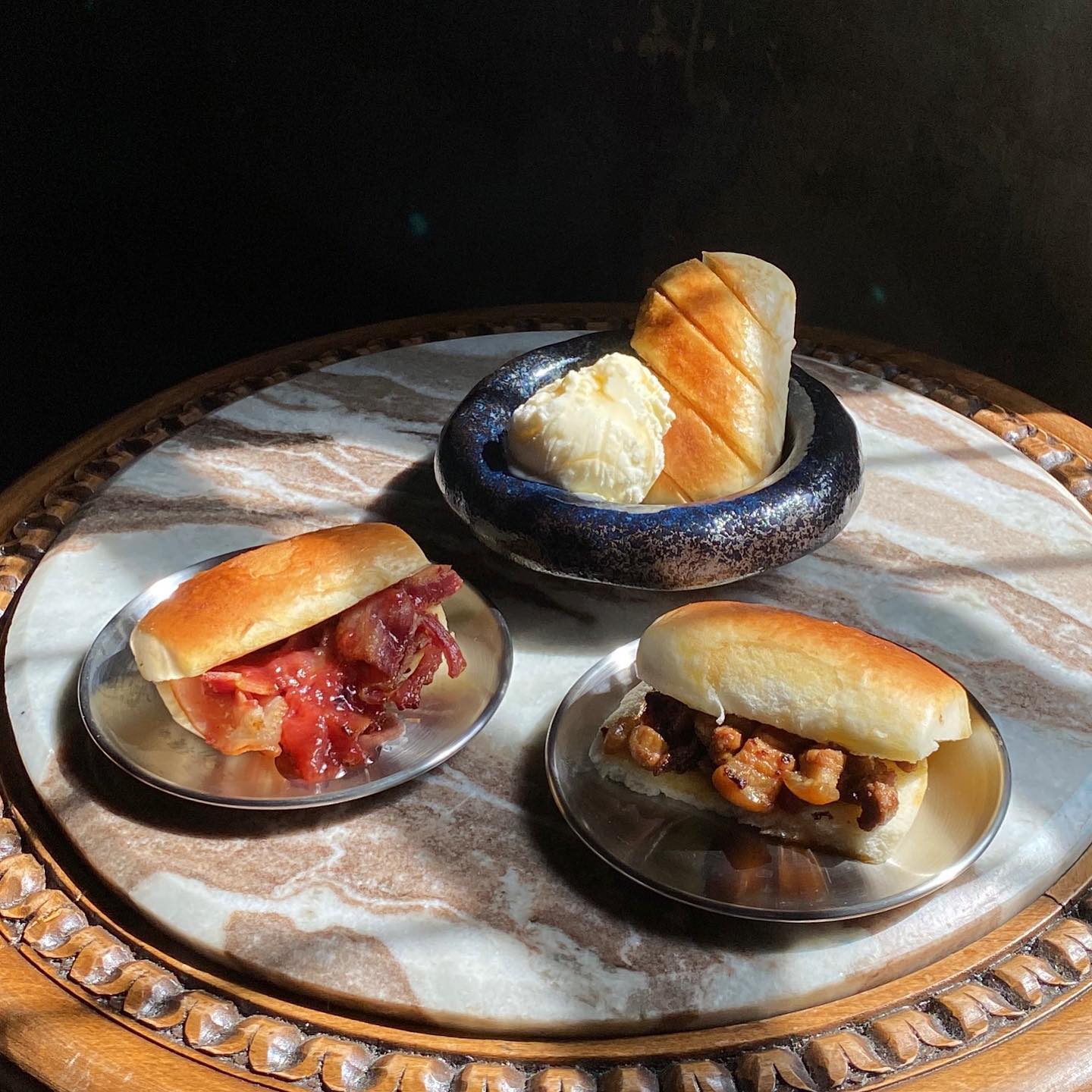 ติ๋มเกี๊ยวยักษ์, แกงกระหรี่คุณมาลี, Hongkong Dimsum, เหอ เฉิน ฟง, ข้าวขาหมูนายอุ๊ , เกี้ยมอี๋โบราณเจ๊ชุง, ขนมบั๊วเกี้ยไหหลำโบราณ, ข้าวขาหมูเฮียโอว, บะหมี่จับกัง เยาวราช, ก๋วยเตี๋ยวเป็ดนายเมา, ราดหน้า ท่ง ฮั่ว เฮง "เฮียตั๋ง", JAO.UN - 早安, ตี๋หยกกาแฟโบราณ, Lhong Tou Cafe, ZONG TER - 松德