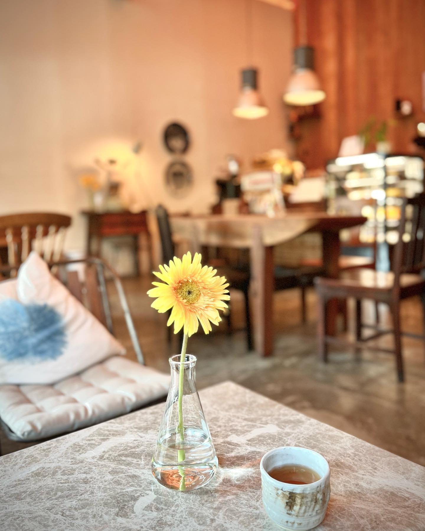 ก๋วยเตี๋ยวผัดงี่เง่า at เจ๊เบญ โอเดี้ยน, ร้านฮั้นโภชนา, เจ๊เฮี้ยง ก๋วยเตี๋ยวลูกชิ้นปลา ตลาดน้อย, ข้าวต้มปลาตลาดน้อย, Baan Chim Cha, อาฉีไก่ทอด, มานพ สุกี้รถกระบะ, แดงราชาหอยทอด, โจ๊ก เจ๊หมวยเกี้ย-ดั้งเดิม, เป็ดตุ๋นเจ้าท่า, ซี่โครงปราณ, คุณปุ๊กะหรี่ปั๊บ ณ ตลาดน้อย, แต้เล่าจิ้นเส็ง, Li Bing Waffle Parlour, Mana Craft, Jap Bread ตลาดน้อย, ฮงเซียงกง