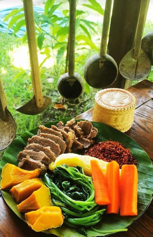 สำรับกับข้าว, ก๋างโต้ง, ครัวจันทร์หอม, จุ่มยักษ์, บ้านแม่คุณ, Miyako Japanese, สุดาพร หมูกะทะ, ตะบันตำ ตำถาดบันลือโลก