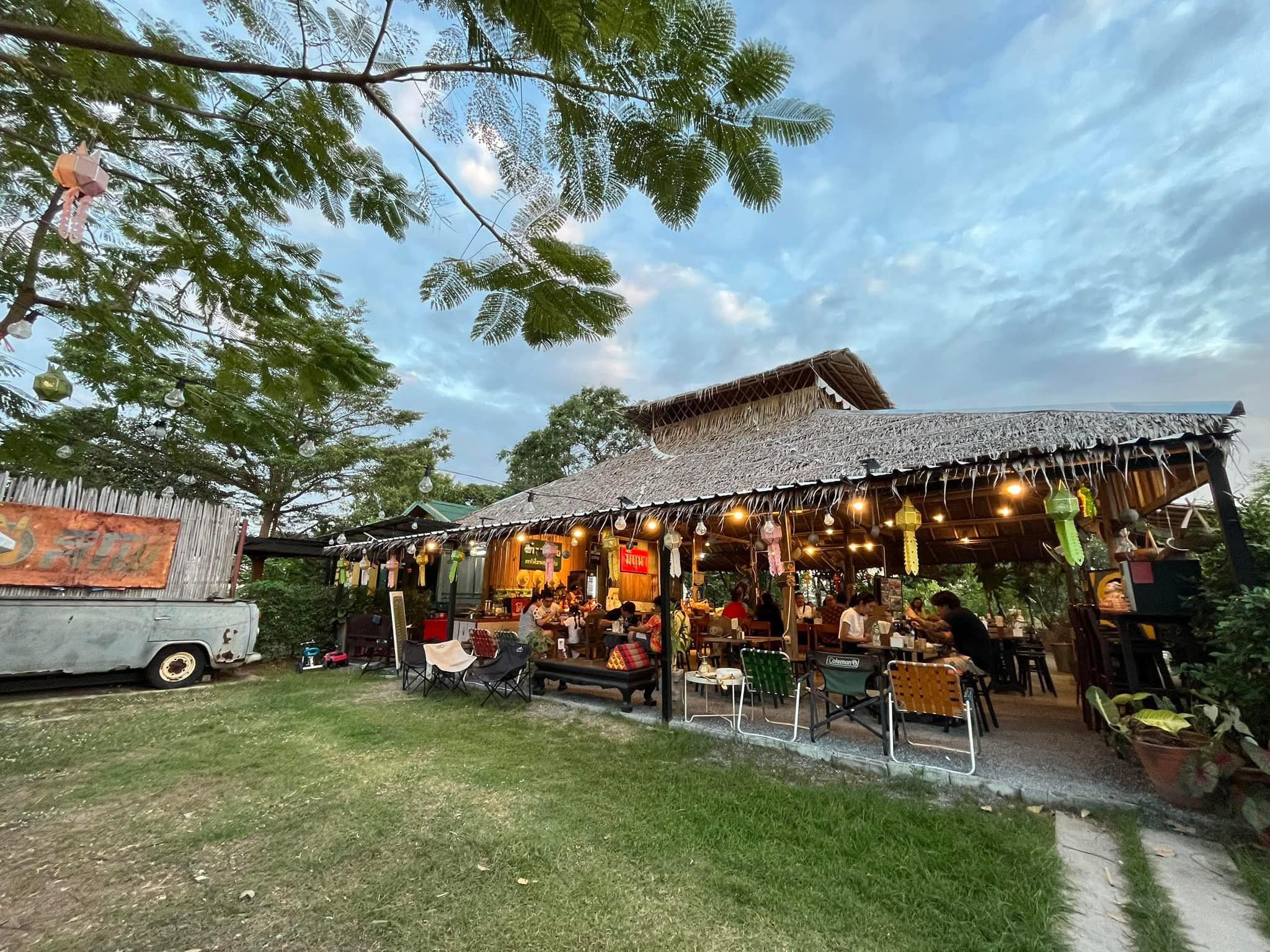 สำรับกับข้าว, ก๋างโต้ง, ครัวจันทร์หอม, จุ่มยักษ์, บ้านแม่คุณ, Miyako Japanese, สุดาพร หมูกะทะ, ตะบันตำ ตำถาดบันลือโลก