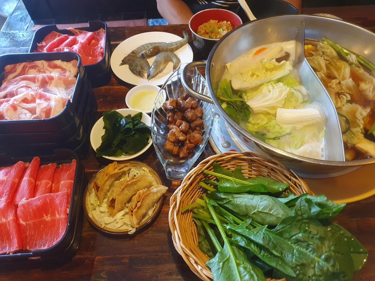 Shabu Square, Shabu-Suki, Penguin Eat Shabu, Neo Suki, Shabu Chain, RUN SHABU RUN, Yuzu Suki ゆずすき mega bangna