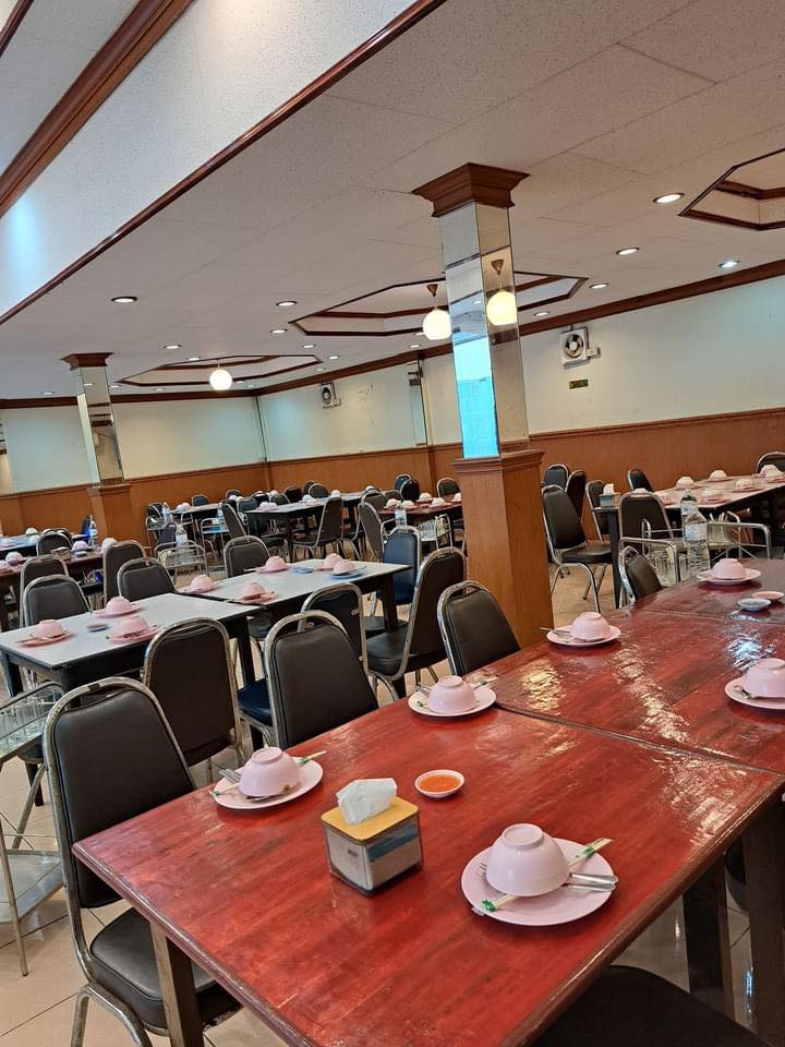 ส.พาณิชย์ เกี๊ยวกรอบ 100ปี ตลาดโบราณเสาไห้, ข้าวต้มคนเห็น, ครัวปลาสราวุธ, ราดหน้าเลี่ยวตังไล้, ร้านอาหารบ้านซายิด