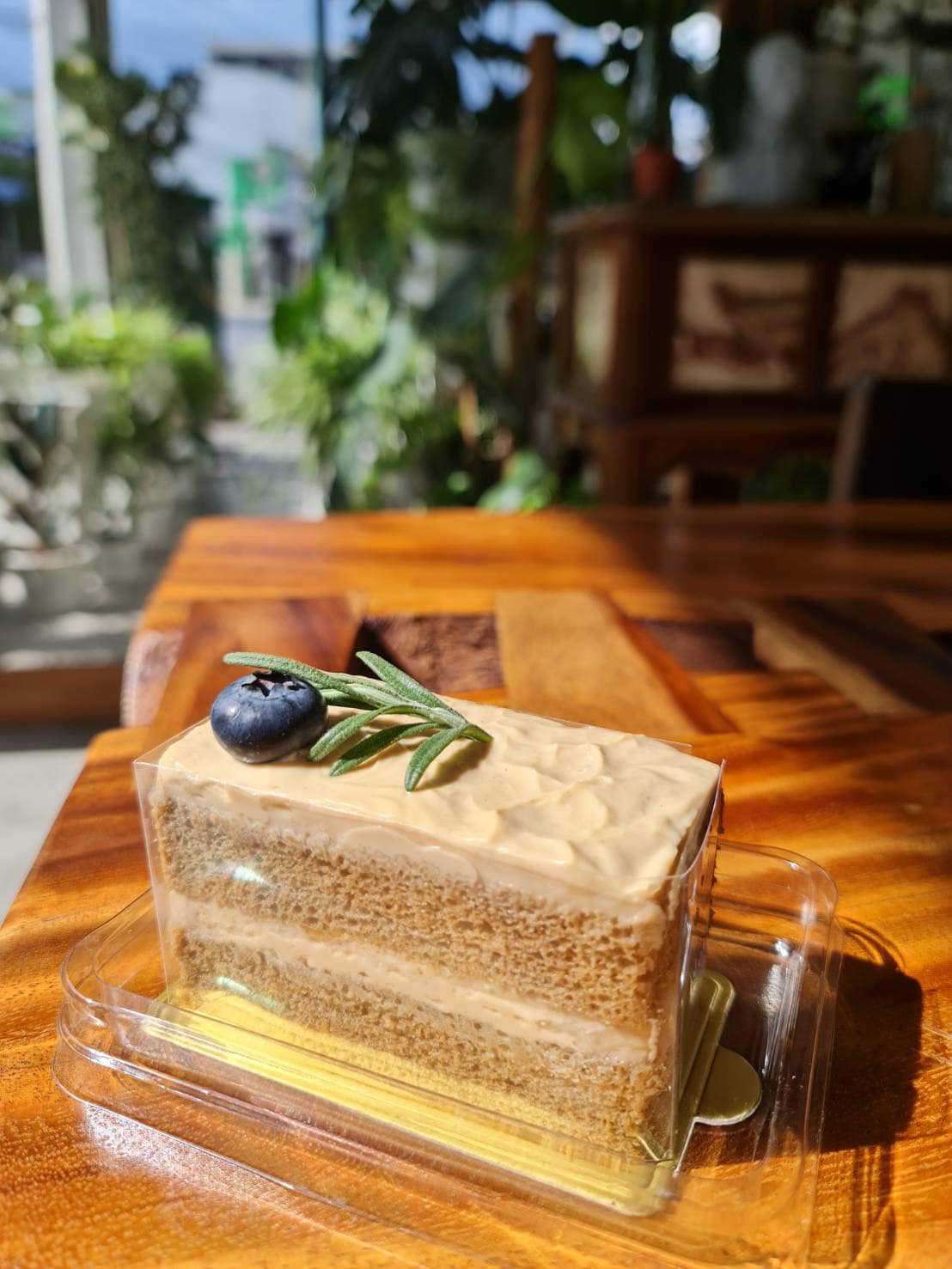 stuff.co, ARCH x CHANN Cafe, เฮโลนมสด, LYNX Coffee