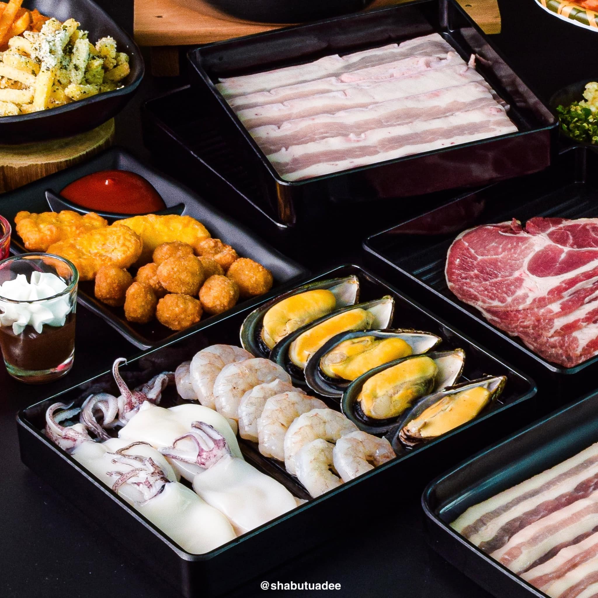 หมีตีพุง, ชาบูตัวดี, Shabu ไร่ขิง สามพราน, Yang Chill - ย่างชิลล์, ตะวันหมูกะทะ &amp; ชาบู