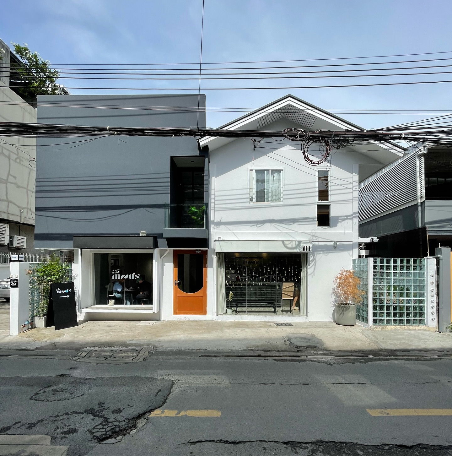 In The mood's, Woolloomooloo Cafe &amp; Bar, Sir.homecafe, Apostrophes Specialty Cafe, NOXX CAFÉ