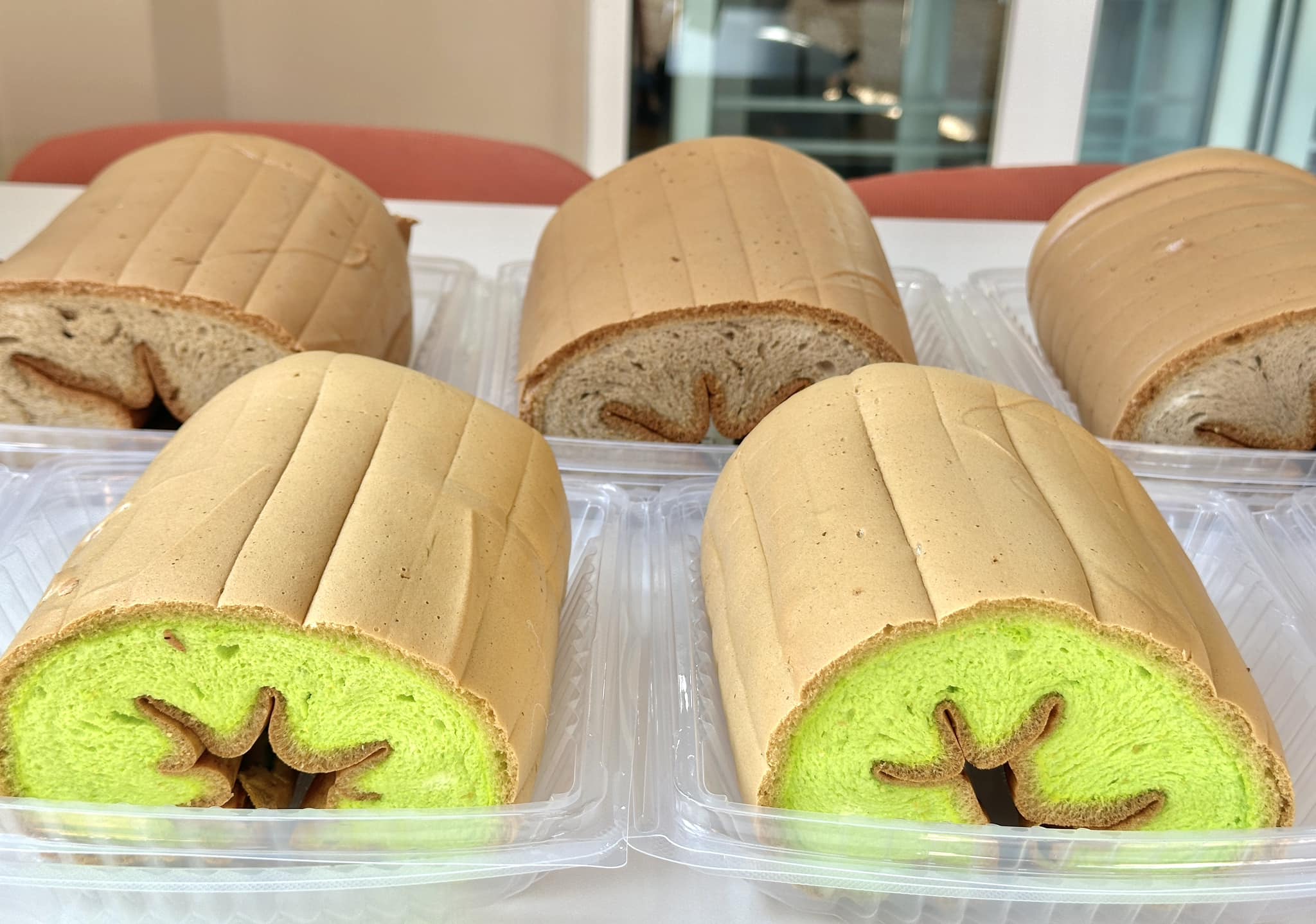 Skinnylicious, KetoConnect Cafe, Lowcarbbyfatchickencurrypuff , Yellow Spoon Pastry, Mama Som's Cake, I Cake Healthy, Vegan Bakery Bangkok, Scoma's