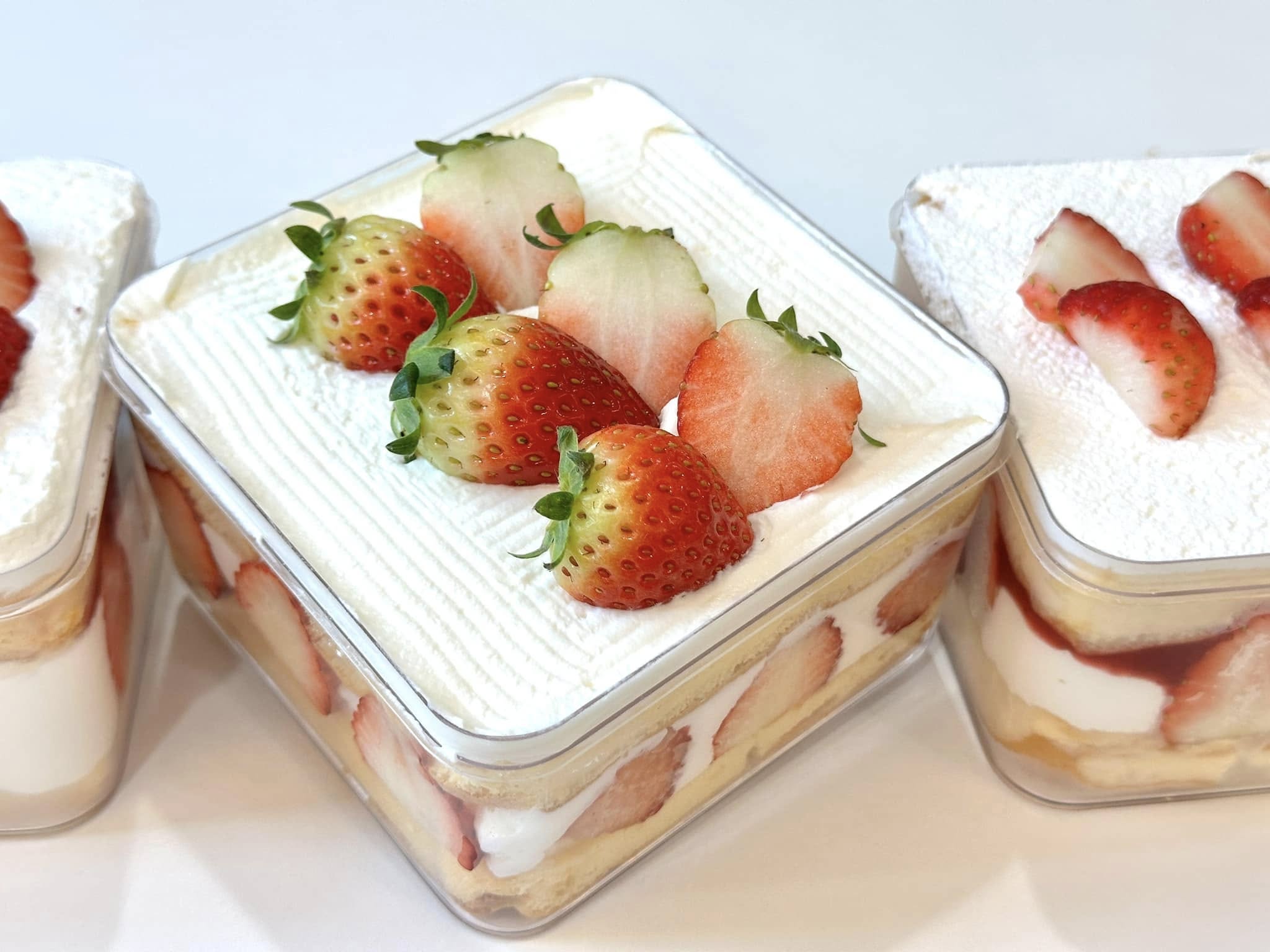 Skinnylicious, KetoConnect Cafe, Lowcarbbyfatchickencurrypuff , Yellow Spoon Pastry, Mama Som's Cake, I Cake Healthy, Vegan Bakery Bangkok, Scoma's